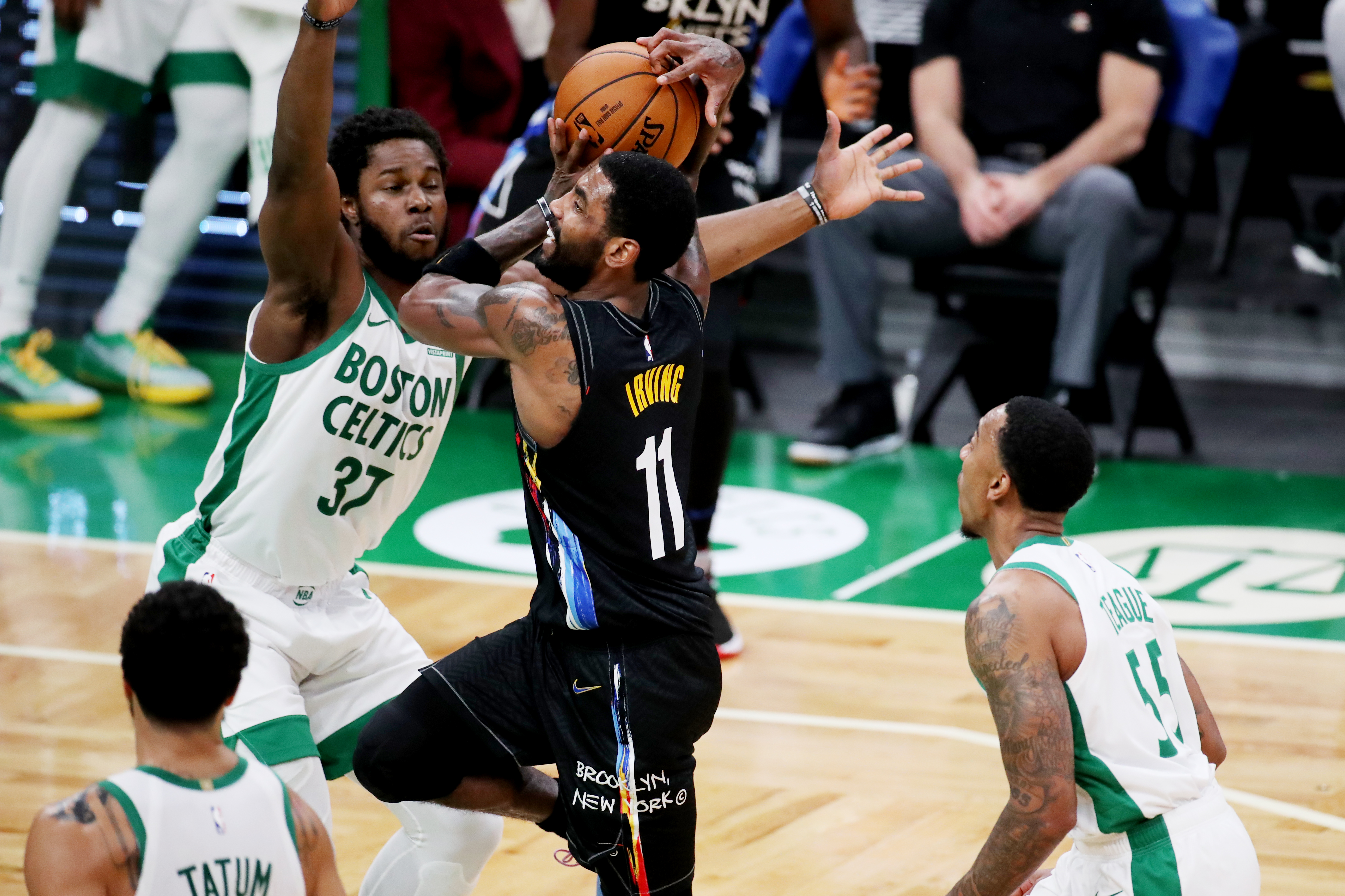 Celtics can't handle Nets' stars Kyrie Irving and Kevin Durant, who combine  for 66 points - The Boston Globe