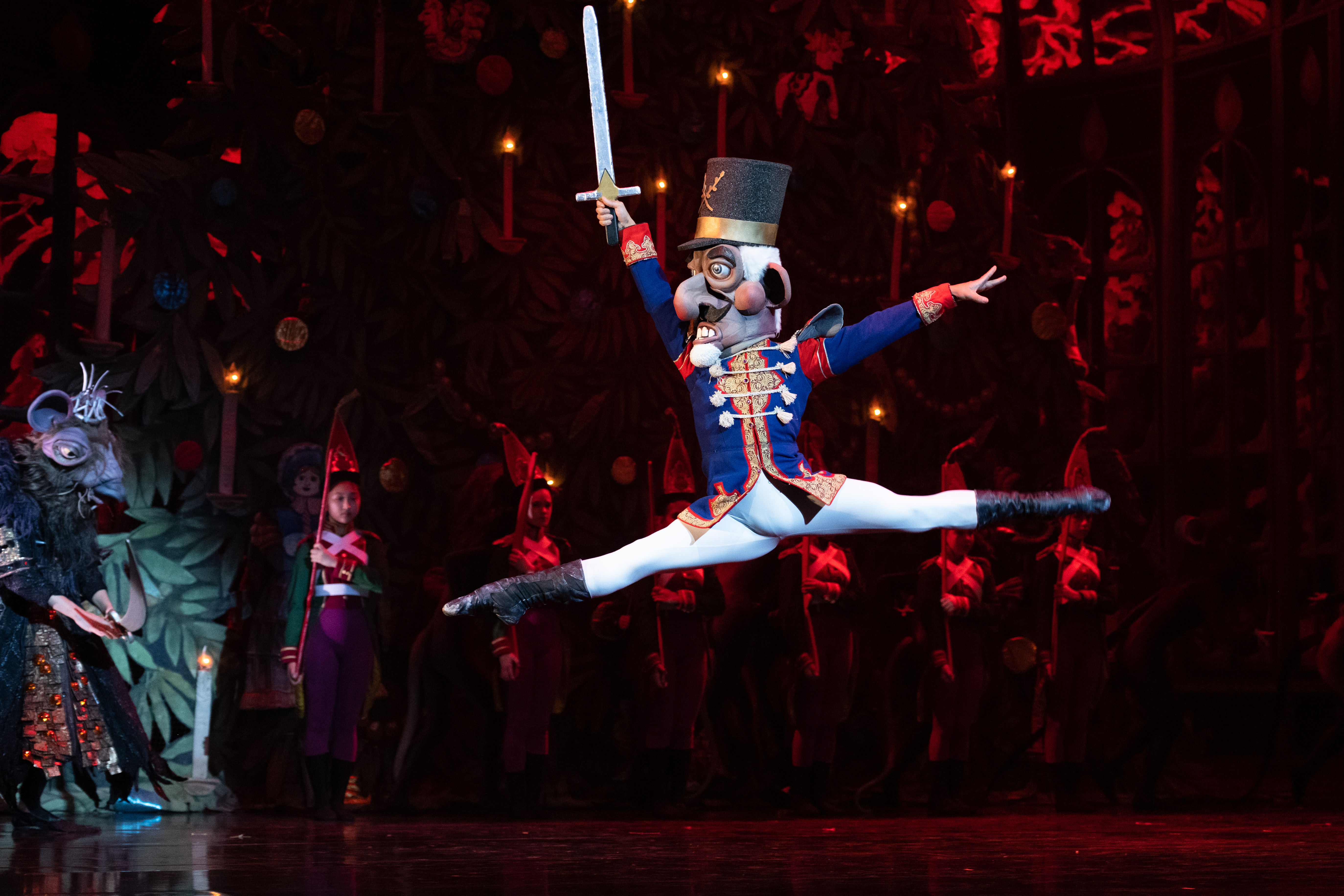 An awe-inspiring 'Nutcracker' offers surprise after surprise - The