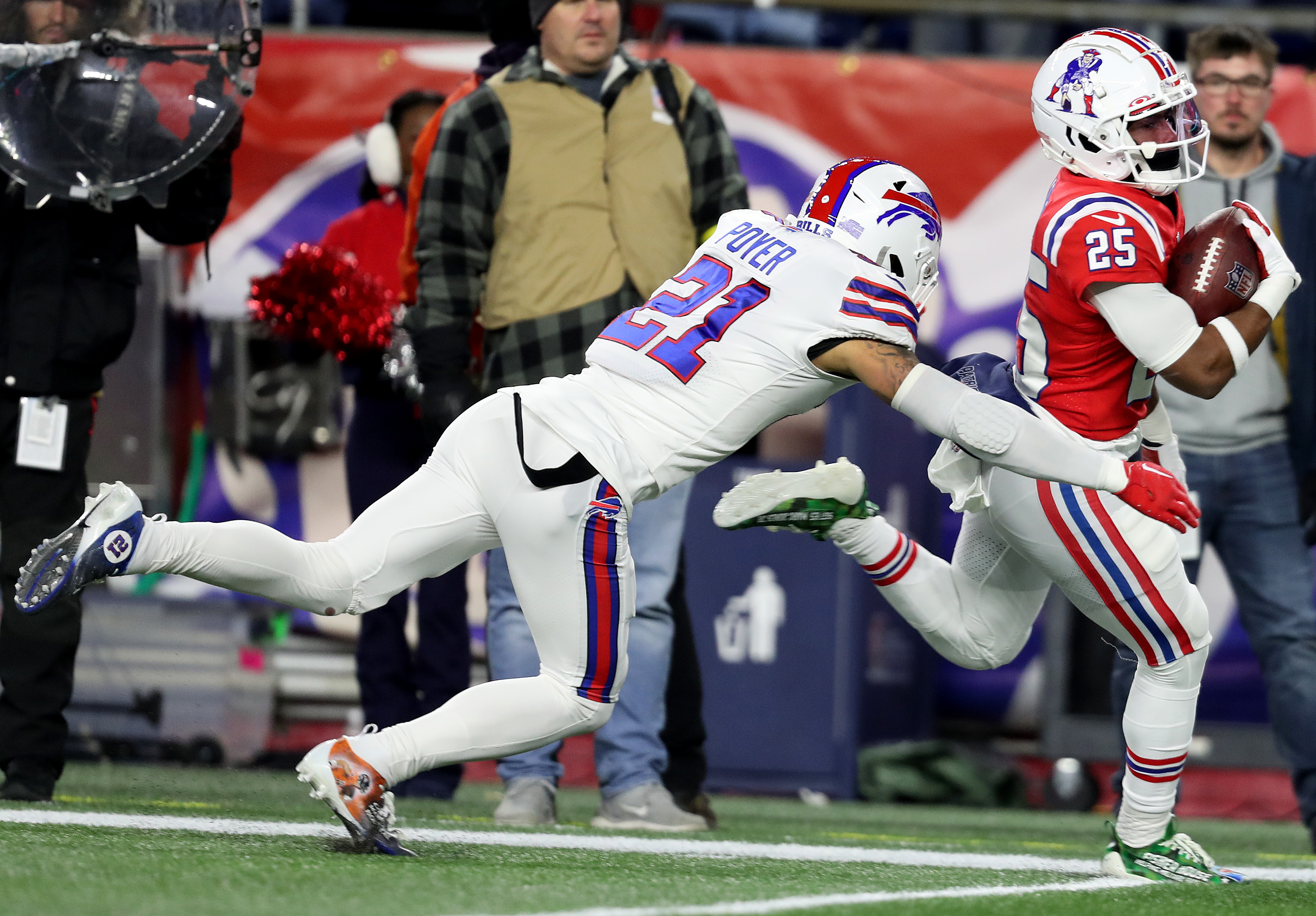 Patriots vs. Bills final score, results: Josh Allen throws 5 TDs as Buffalo  dismantles New England