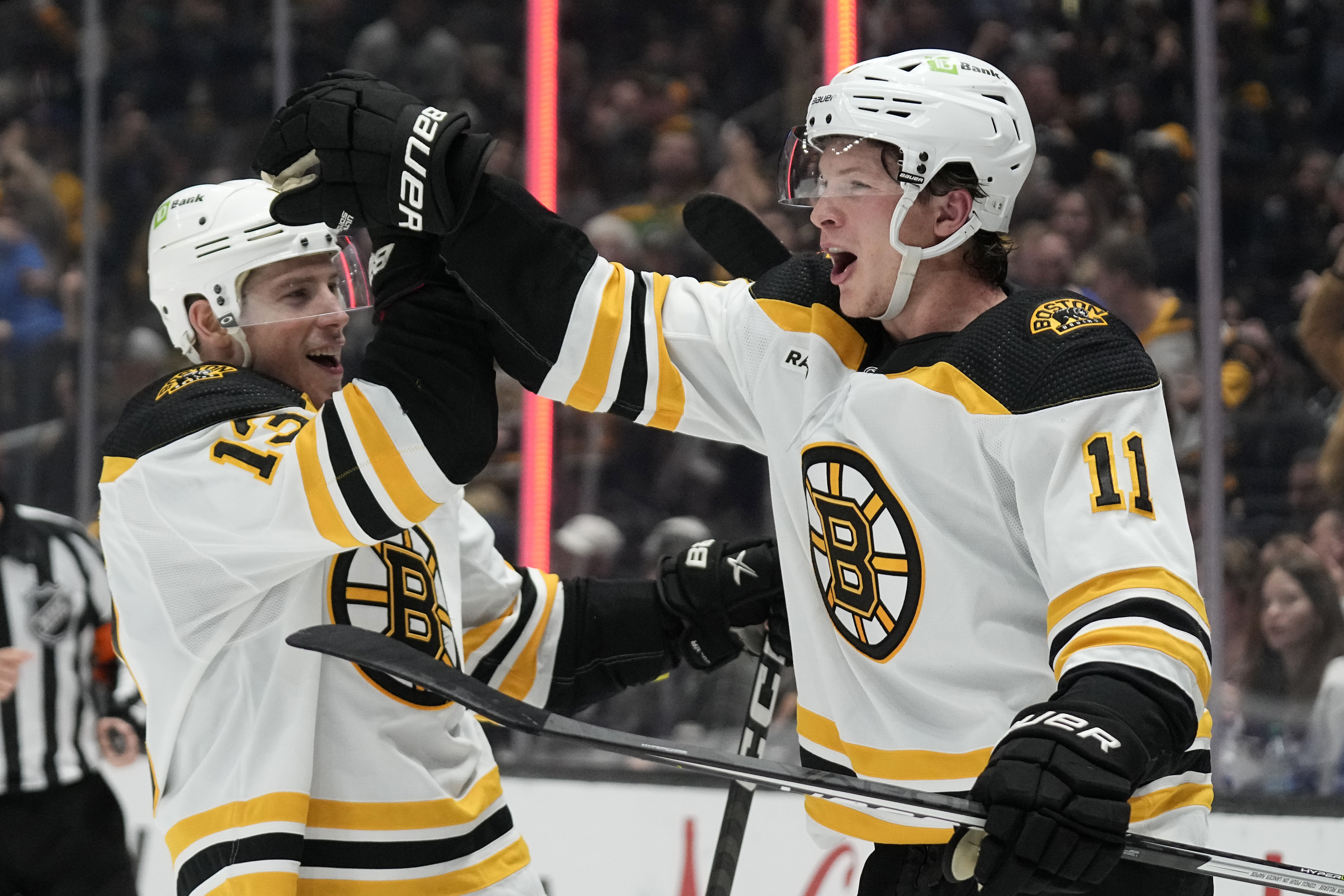 NBCSN Broadcast Shows Bruins Got Away With Too Many Men on Ice Just Before  Opening Power Play