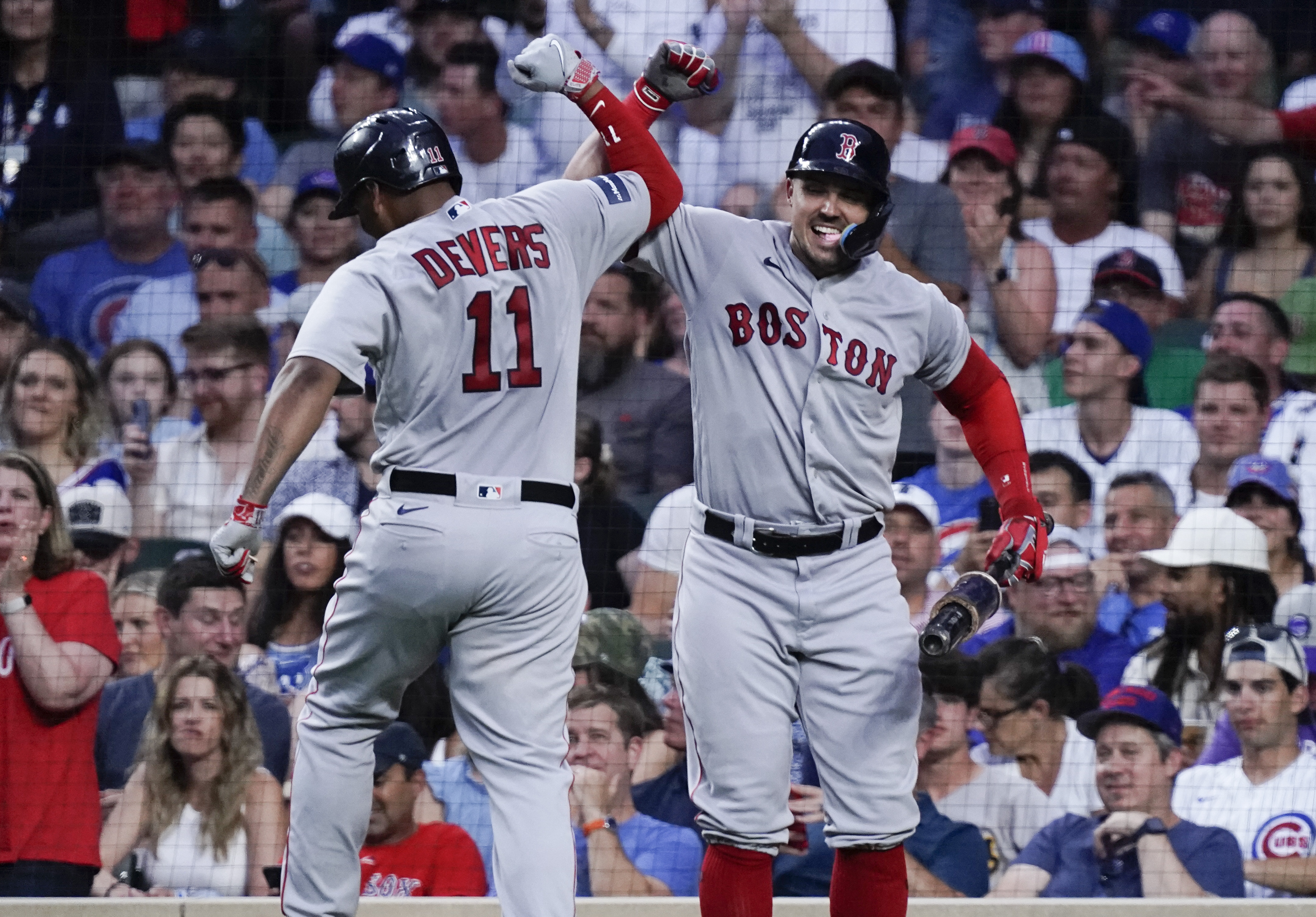 Devers, Turner lead Boston's HR derby; Red Sox top Cubs 8-3 for 6th  straight win