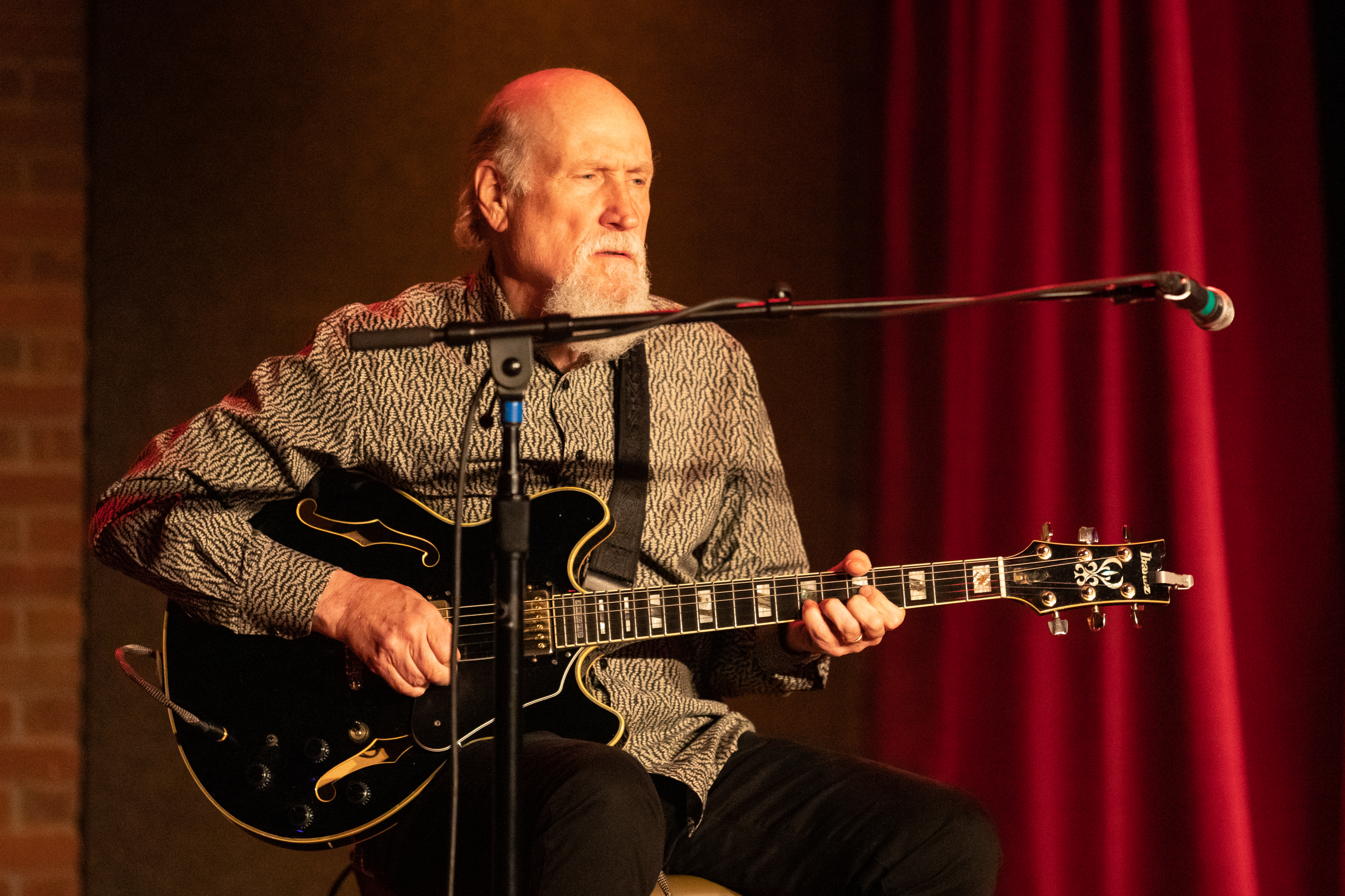 John Scofield on stage at City Winery.