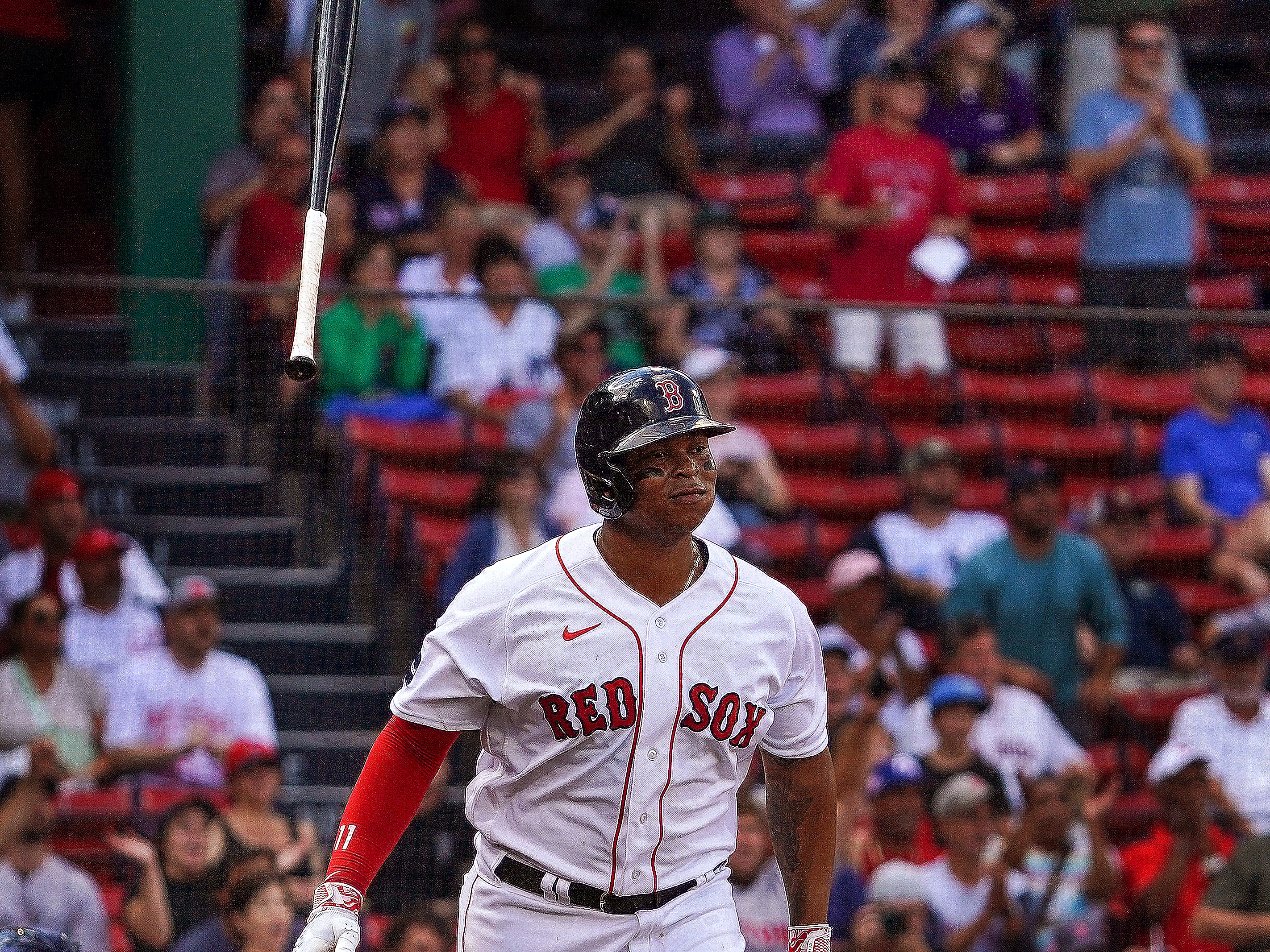 Frustration bubbling as Rafael Devers tries to chase his way out of a slump  - The Boston Globe
