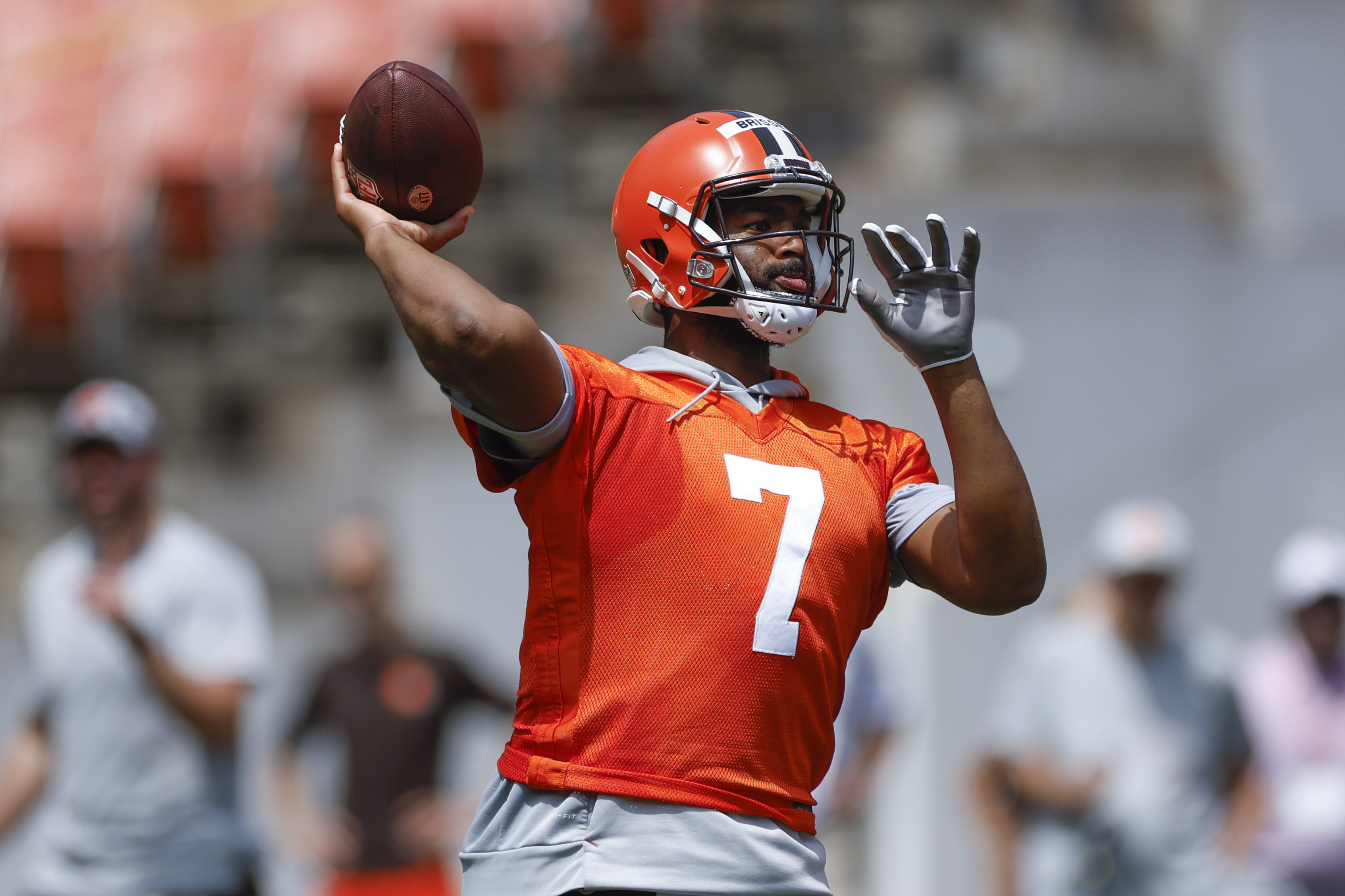 Cleveland QB Deshaun Watson continues to work while awaiting word on his  potential NFL discipline - The Boston Globe