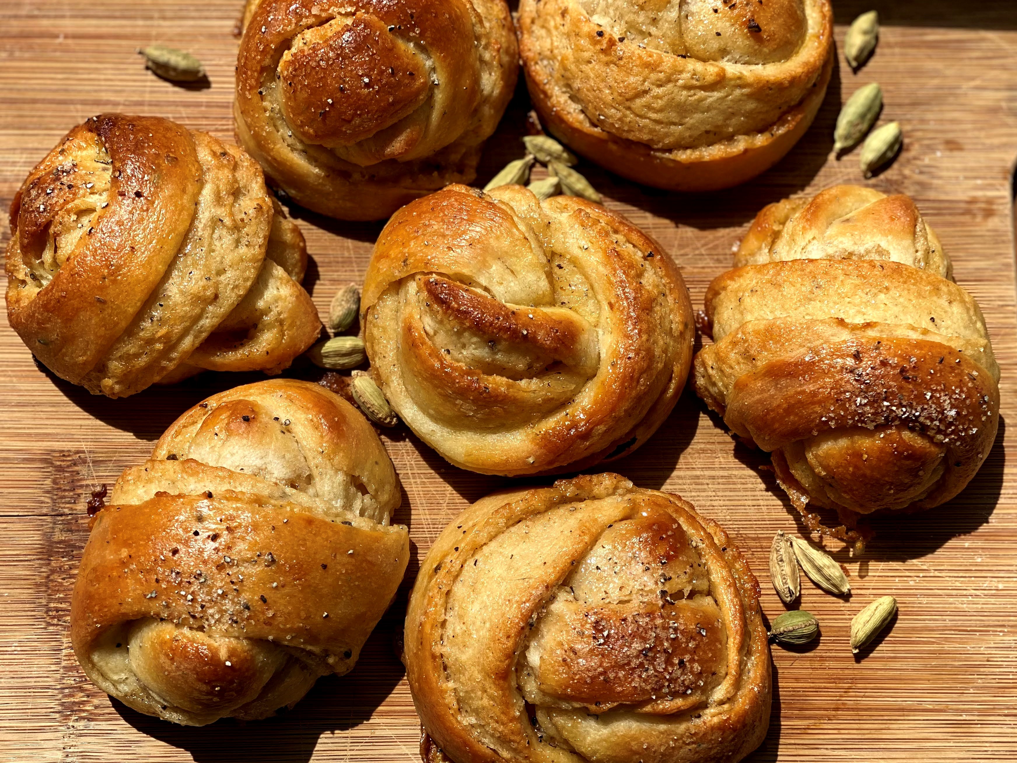 The author's Easter cardamom buns.
