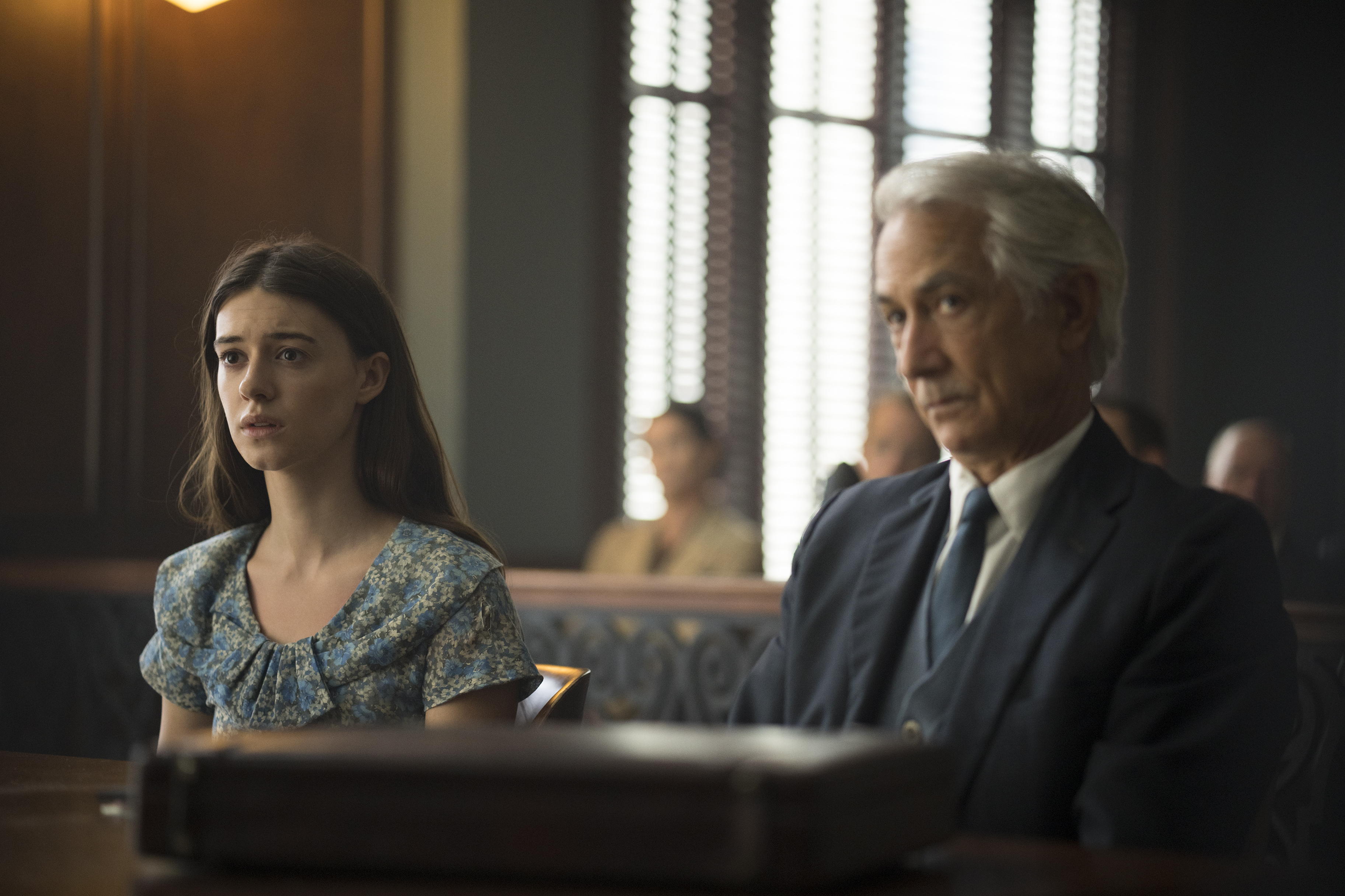 Review Daisy Edgar Jones Stays Afloat In Where The Crawdads Sing The Boston Globe