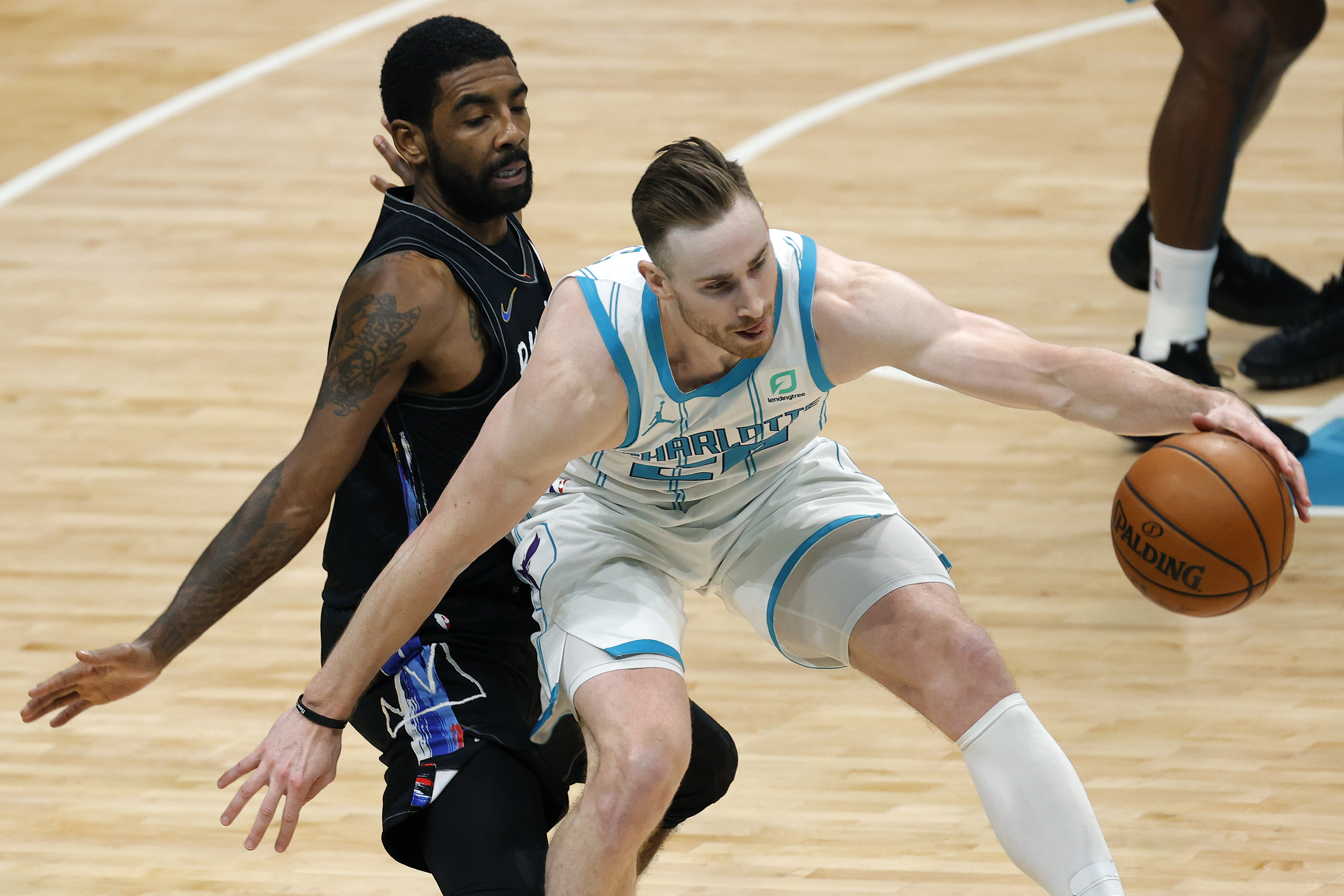 Gordon Hayward and the Hornets hand Kyrie Irving and the Nets