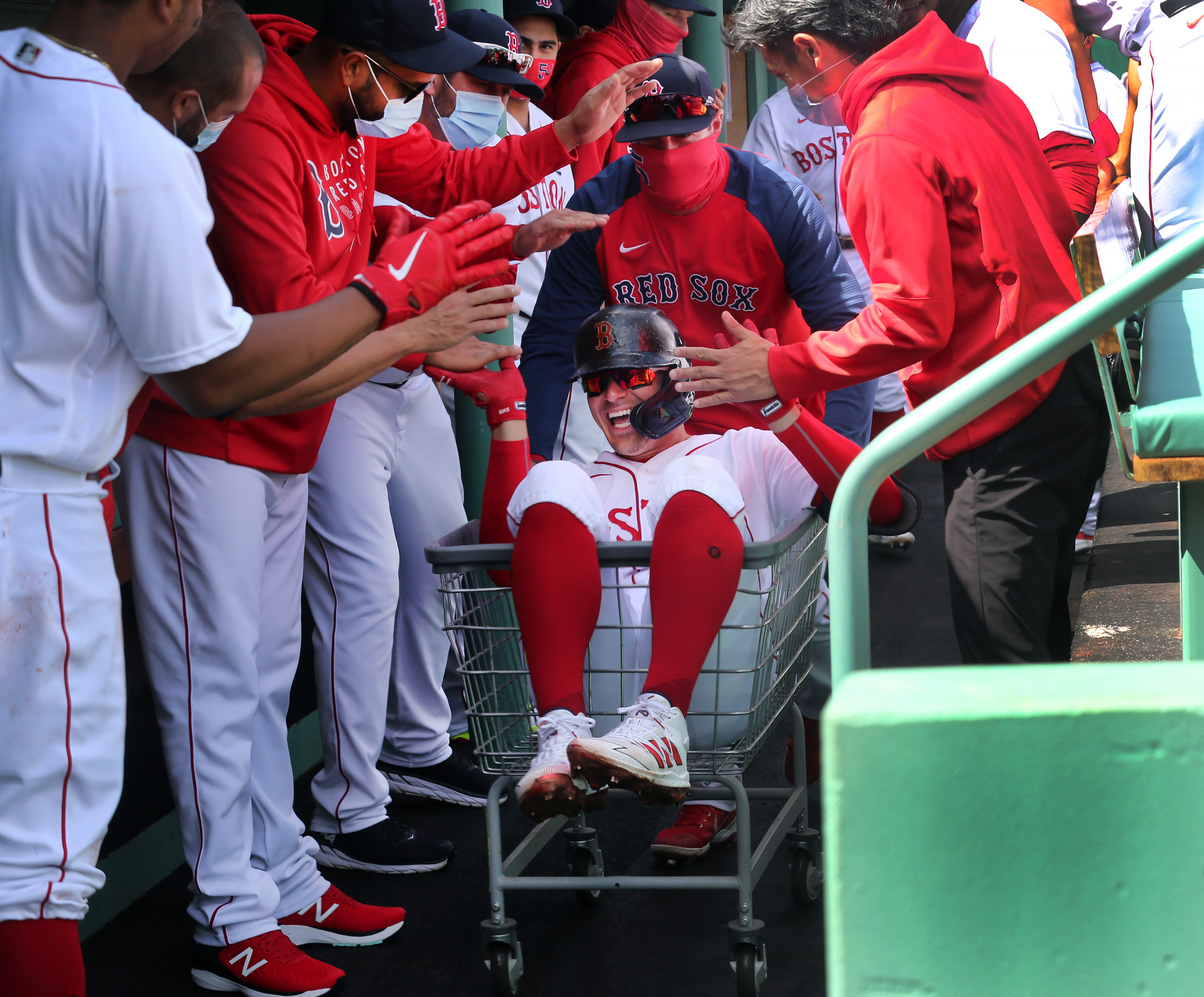 Red Sox top White Sox 11-4 on Patriots' Day with no Marathon