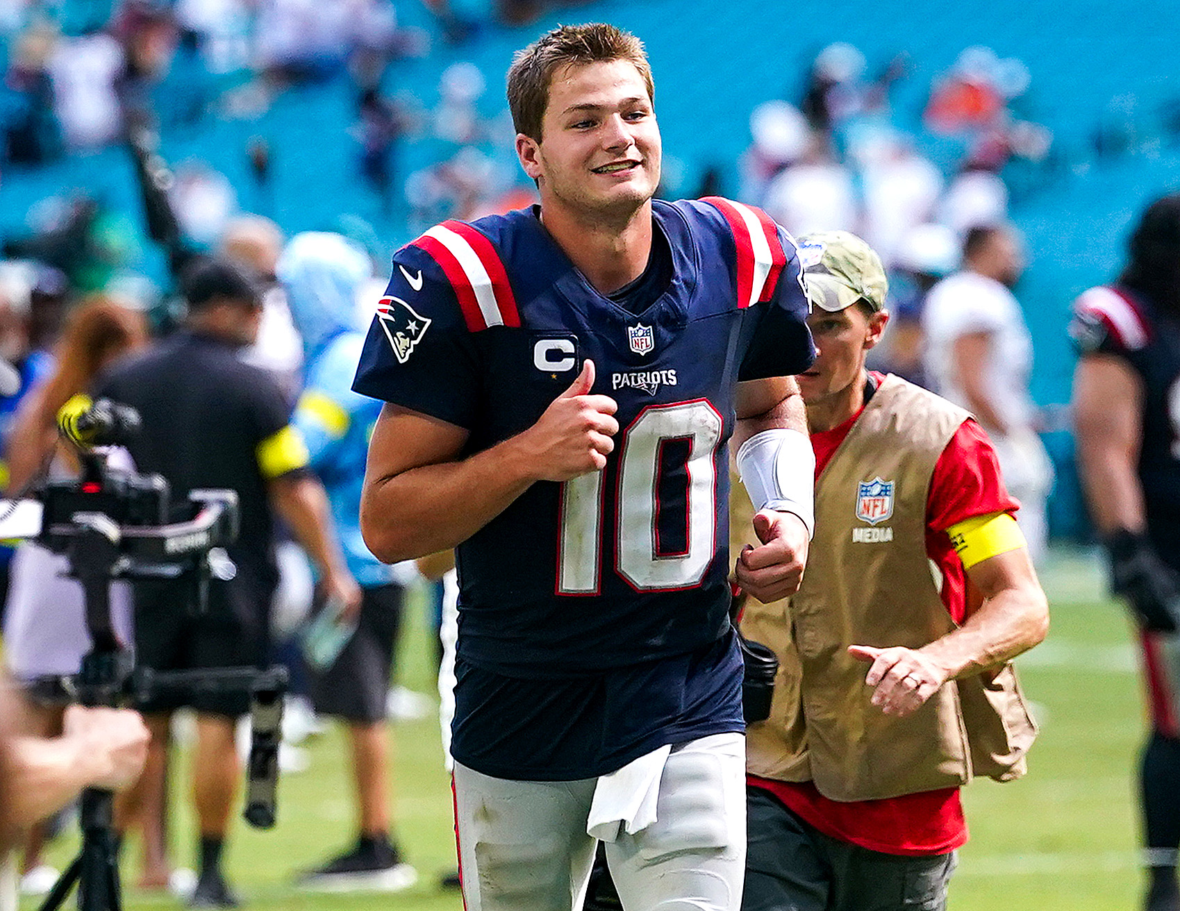 Josh McDaniels talks about offensive terminology, Drake Maye, and  fine-tuning the Patriots' offense