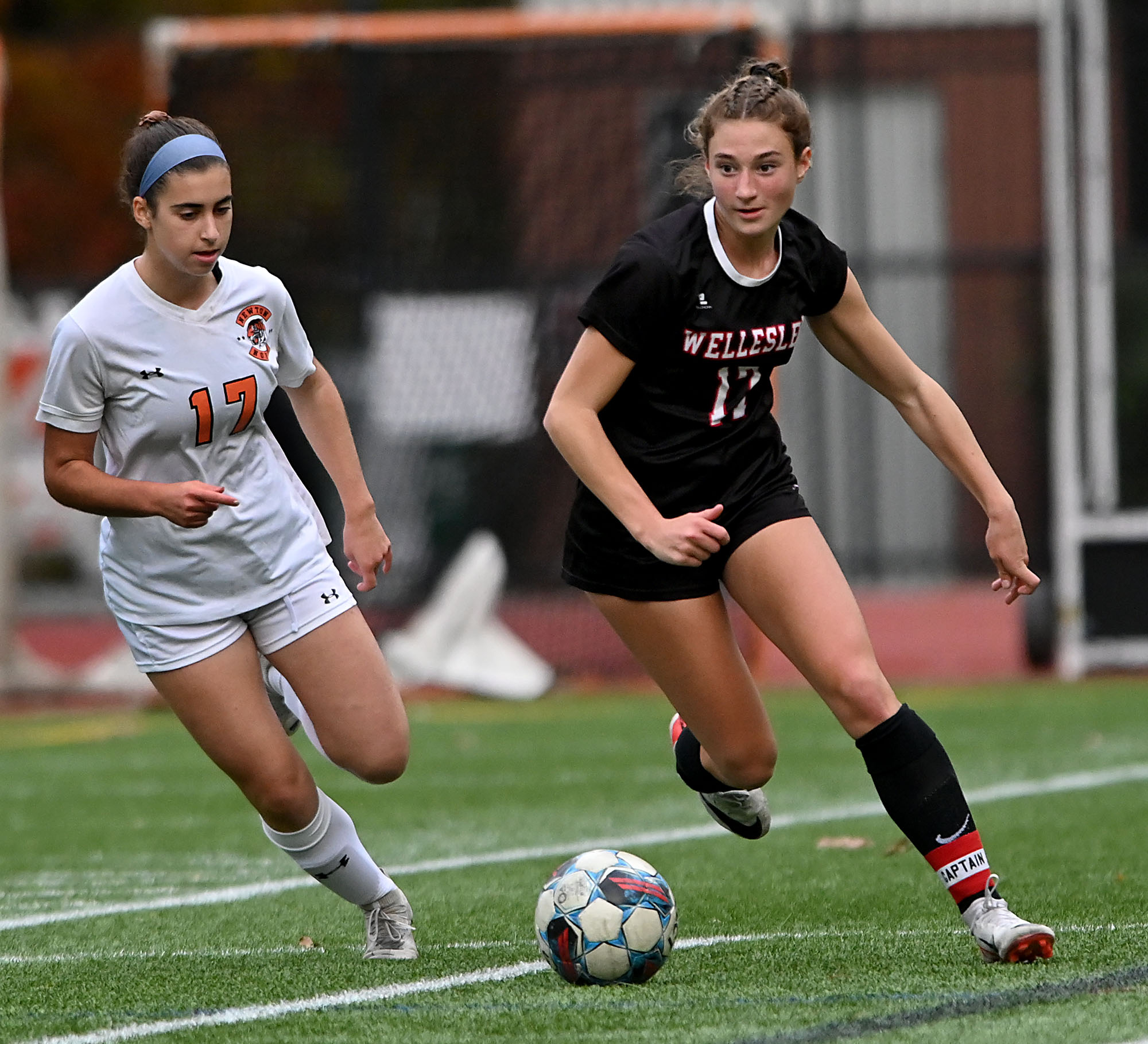 After a rocky start, the Wellesley girls' soccer team has righted its ship  and on a 10-game win streak - The Boston Globe
