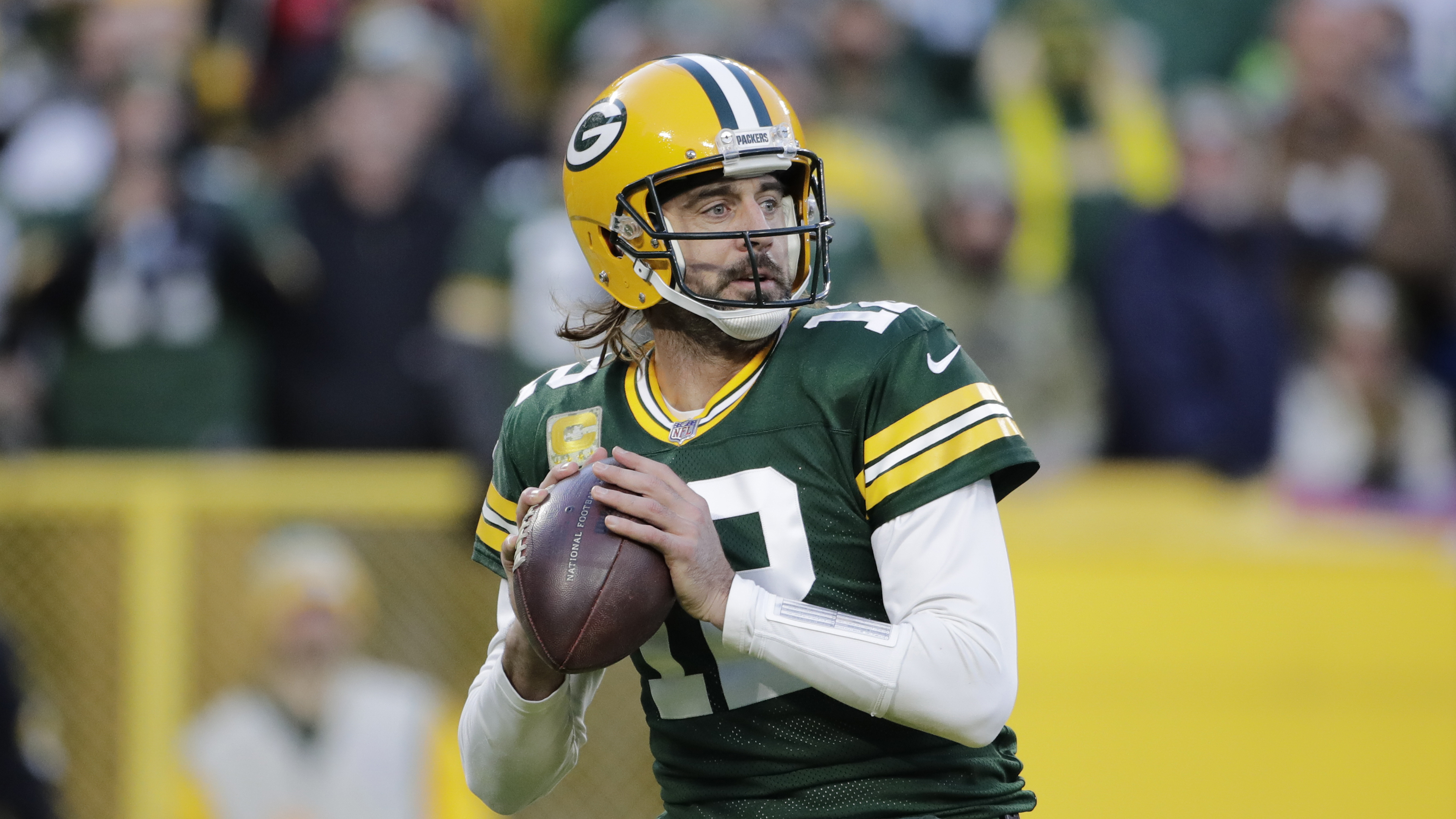 N.F.L. Fines Green Bay Packers and Aaron Rodgers for Covid Violations - The  New York Times