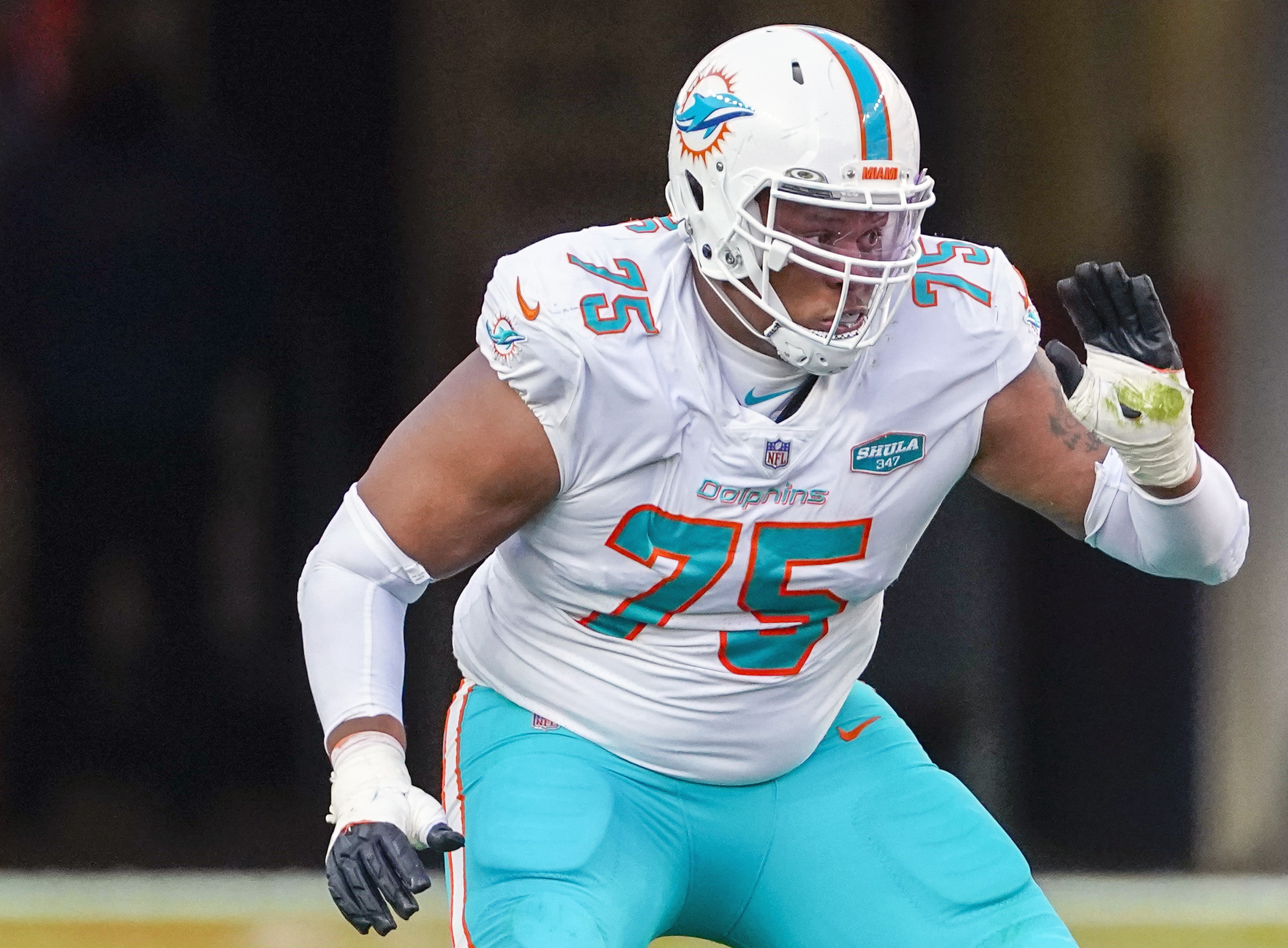 Dolphins trade Ereck Flowers to the Washington Football Team; move