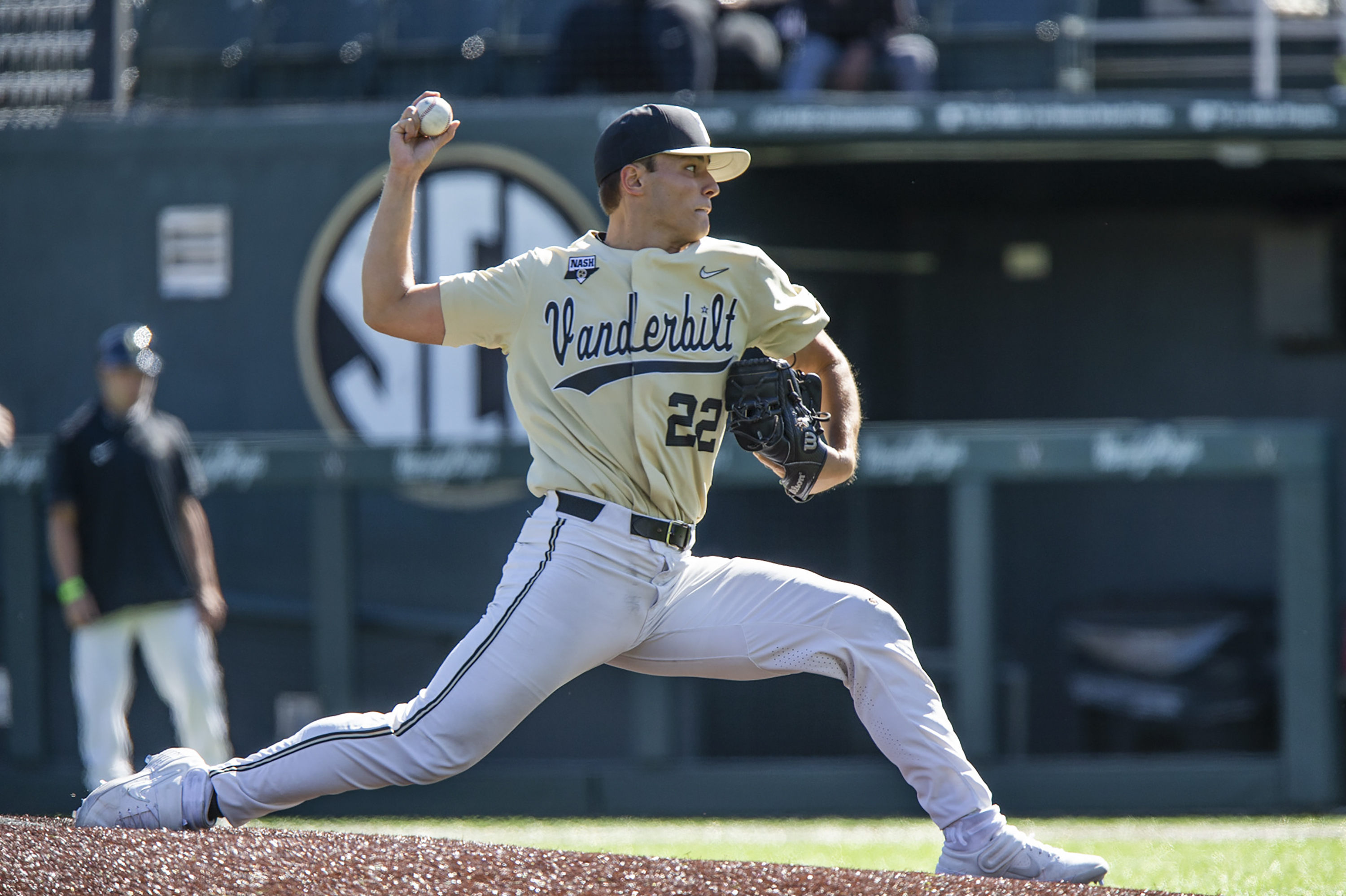 Vanderbilt pitcher Jack Leiter is the son of former big leaguer Al Leiter.