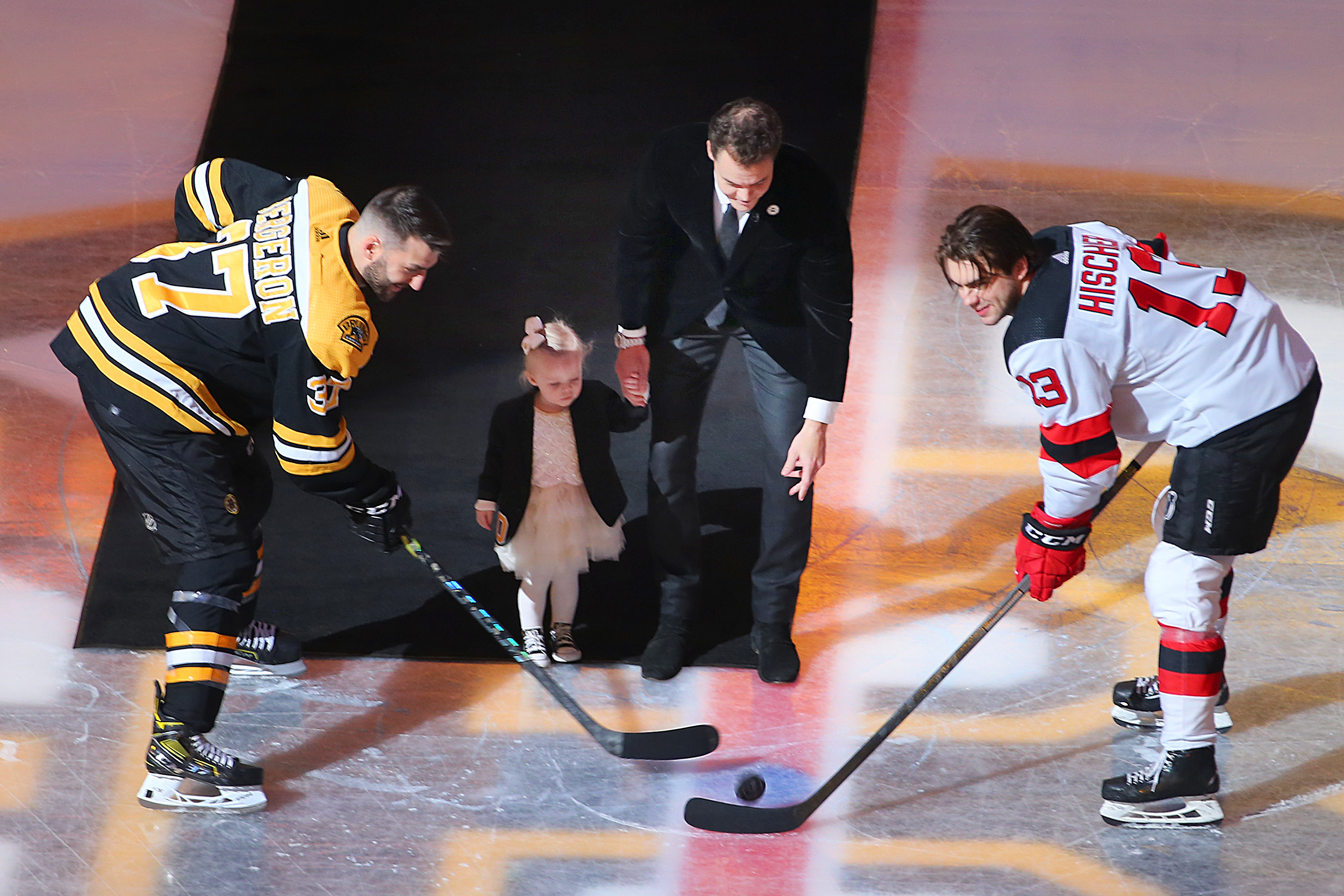 Tuukka Rask plays street hockey to benefit charity - The Boston Globe