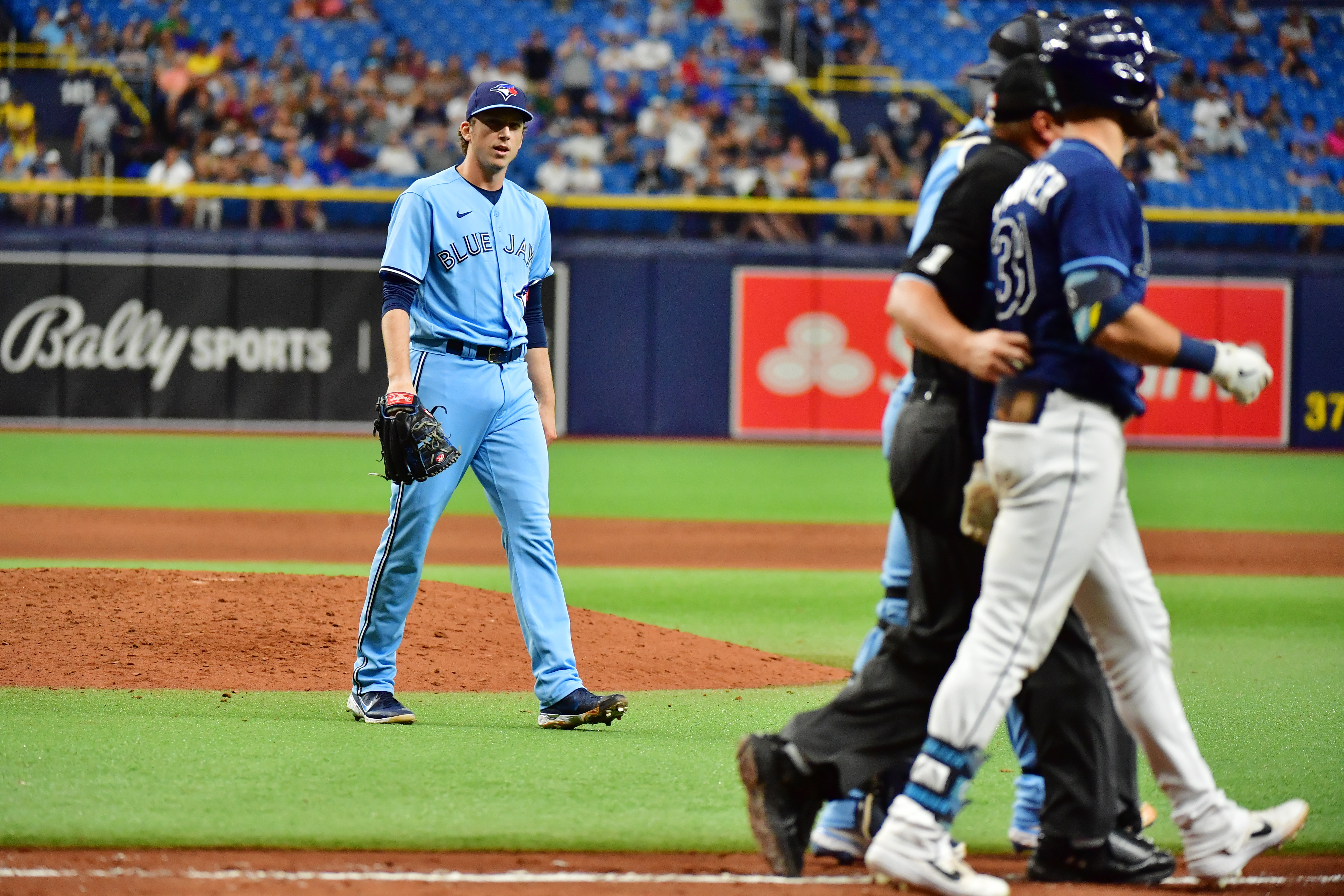 Kevin Kiermaier hit by Blue Jays in apparent retribution after
