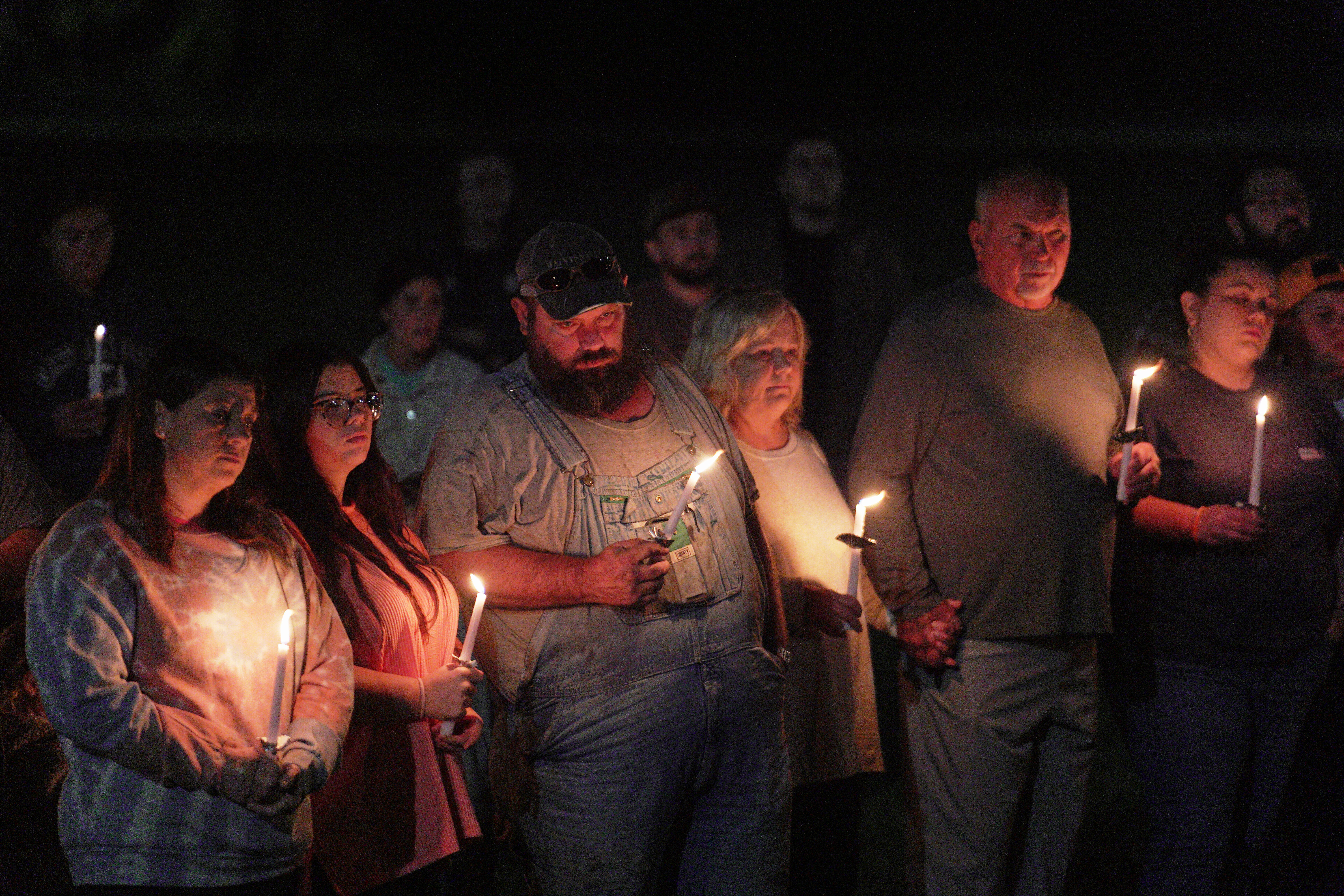 アホでマヌケな米国ハイテク企業 : エクセレント・カンパニーを崩壊に導いた、ト… Deadly Tennessee plant explosion relief efforts expand with local