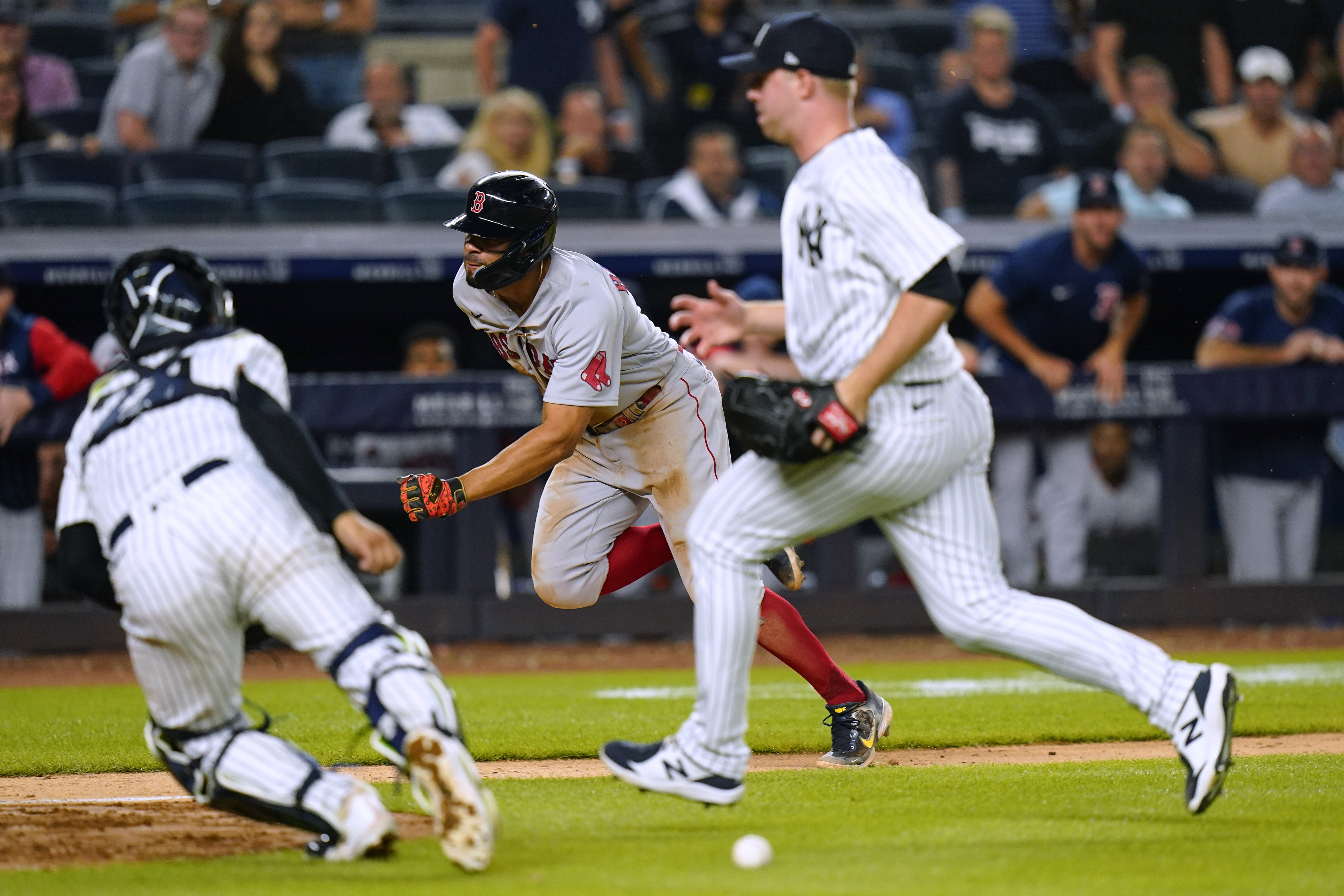 Red Sox win 4-1, 6-2 to sweep Yankees in doubleheader and series – KGET 17