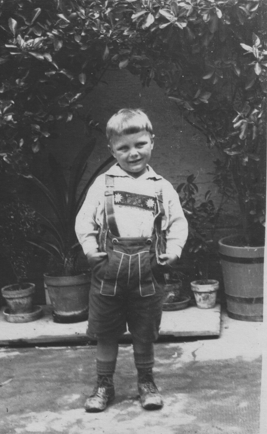 Max Sayer, age 5, in 1934.