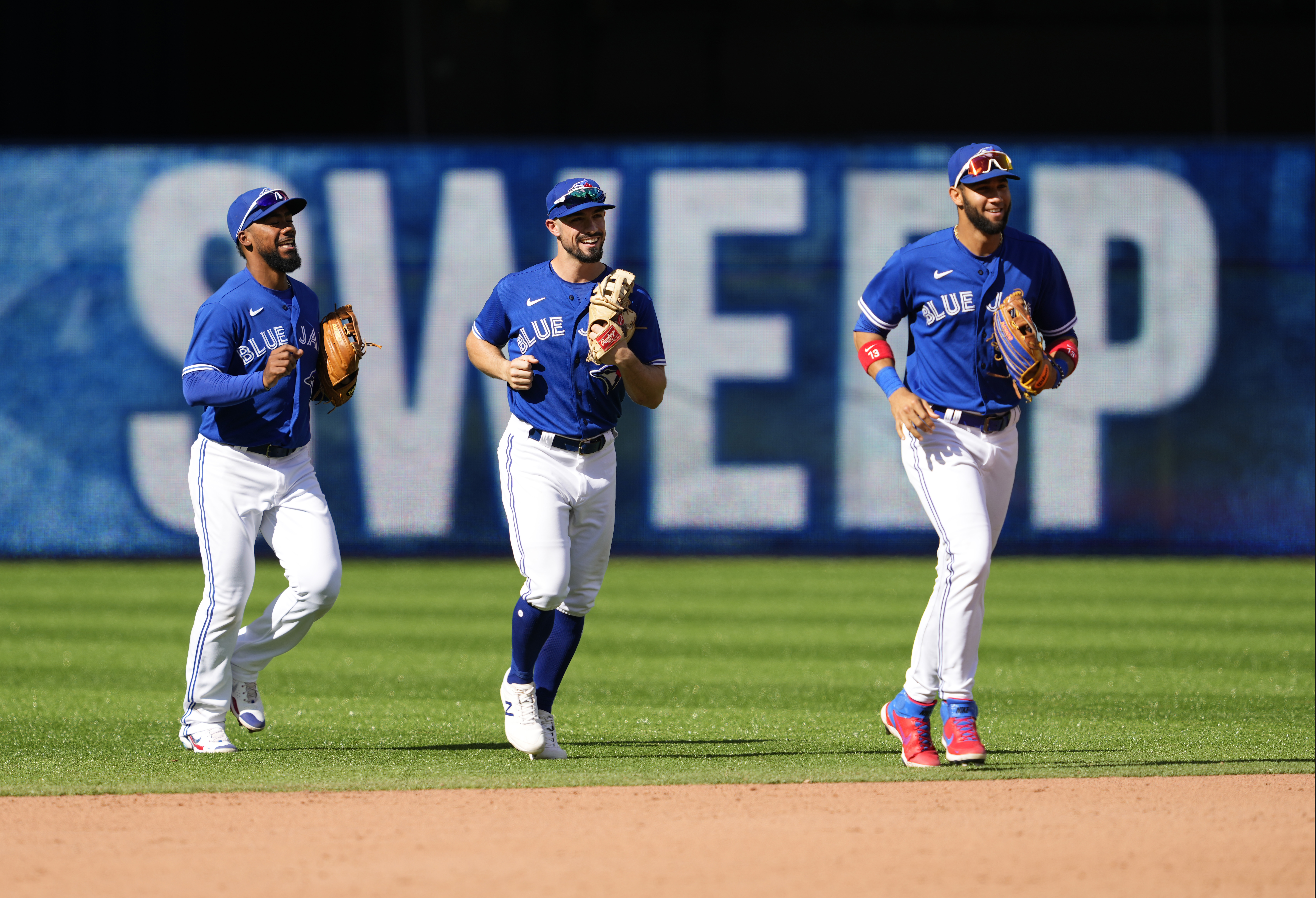 Blue Jays' Kevin Pillar changes workout to 'move like an infant