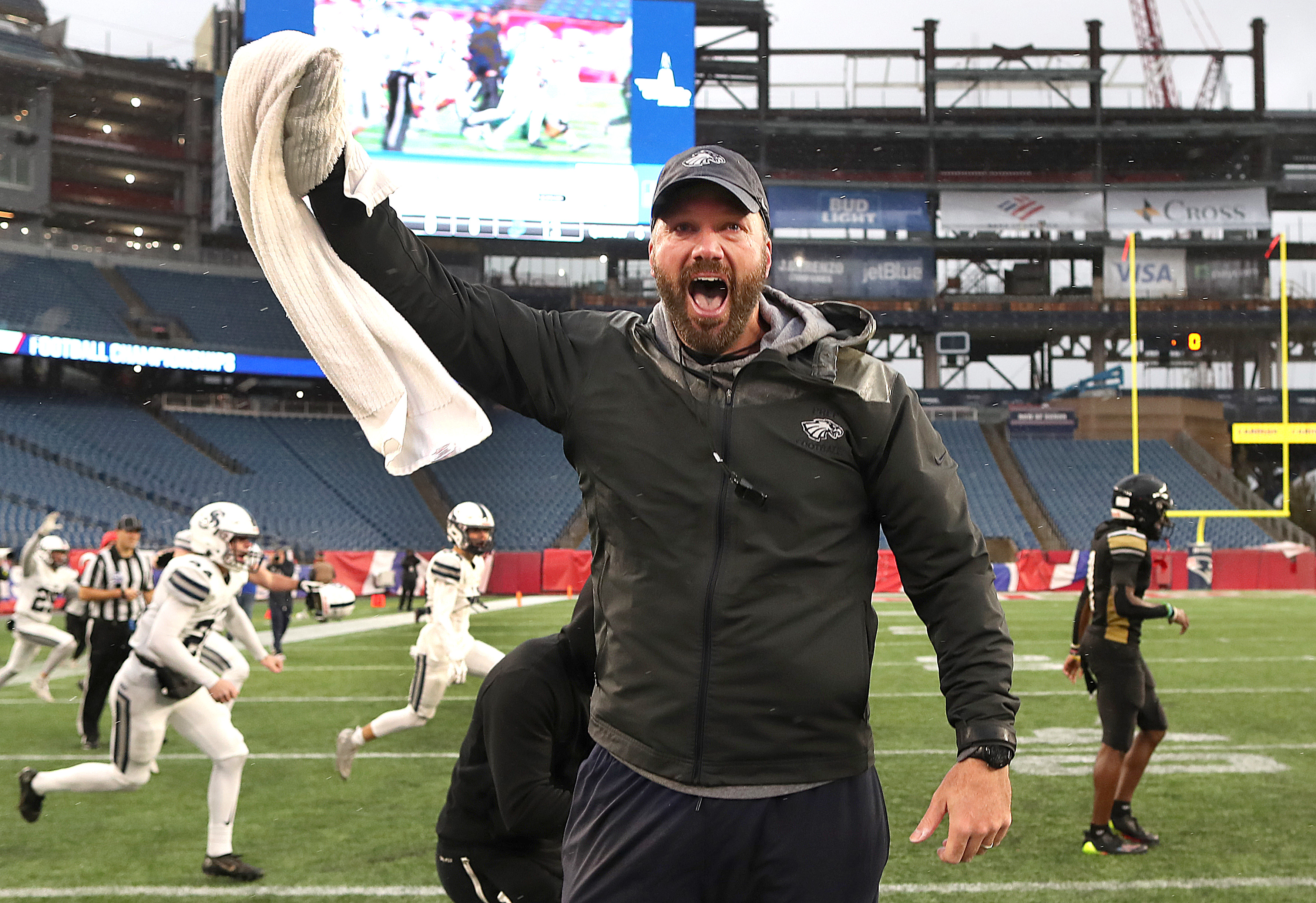 Springfield Central steps up, wins Div. 1 Super Bowl title – Boston Herald