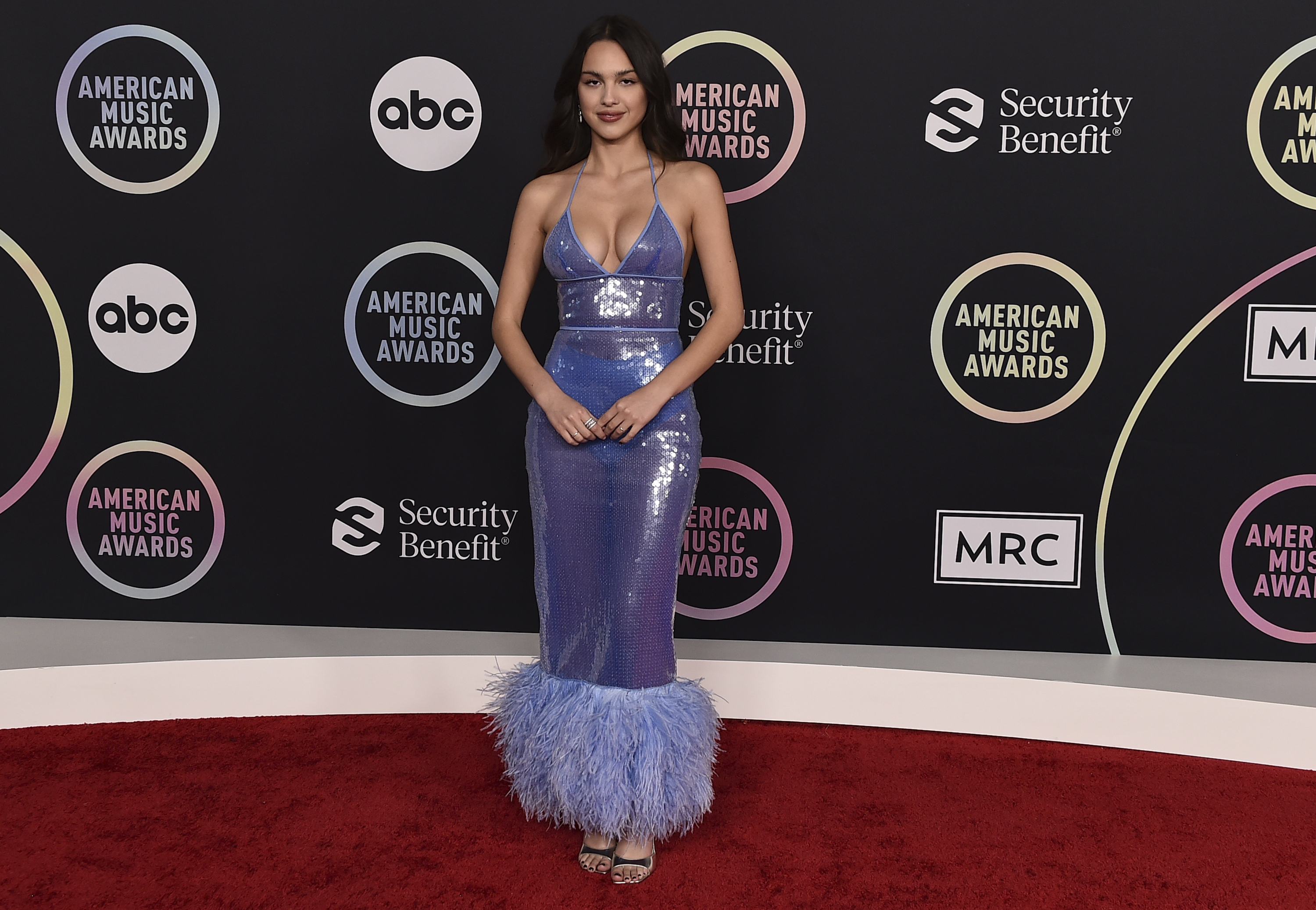 Olivia Rodrigo arrives at the American Music Awards on Sunday, Nov. 21, 2021, at Microsoft Theater in Los Angeles.
