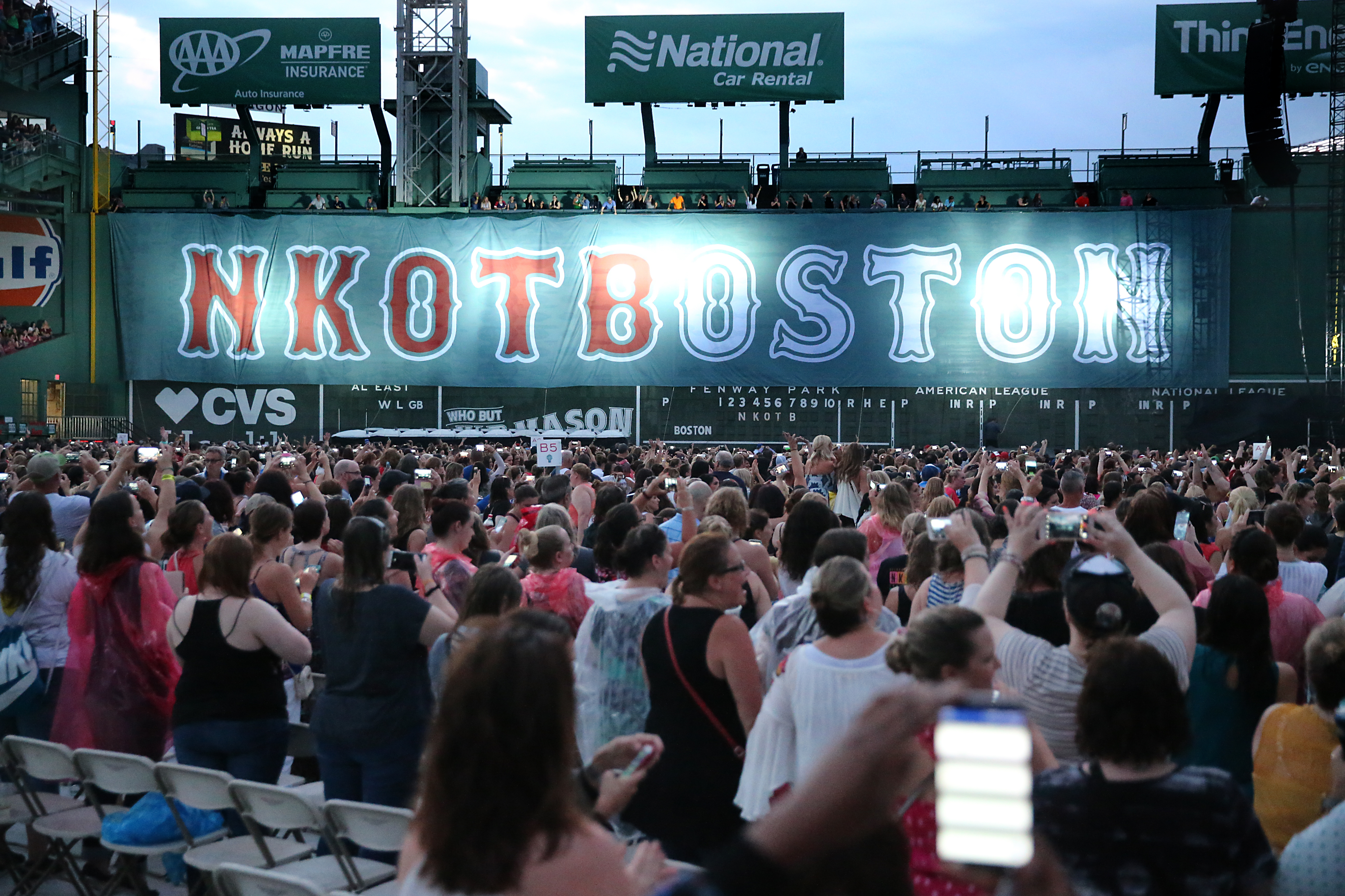 NKOTBSB at Fenway  Irishredsox77's Blog