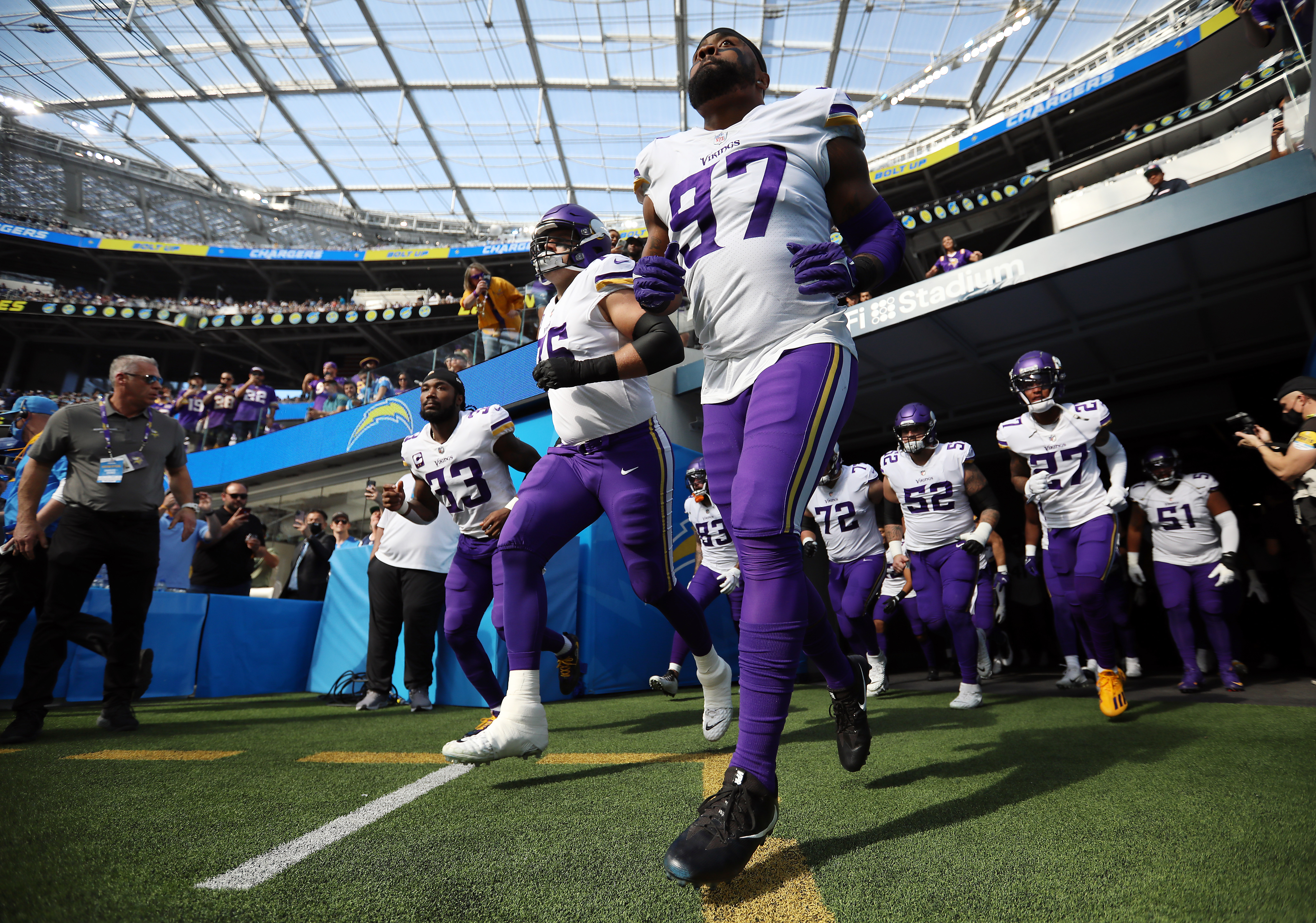 Everson Griffen: Police at Vikings DE's home for mental health check