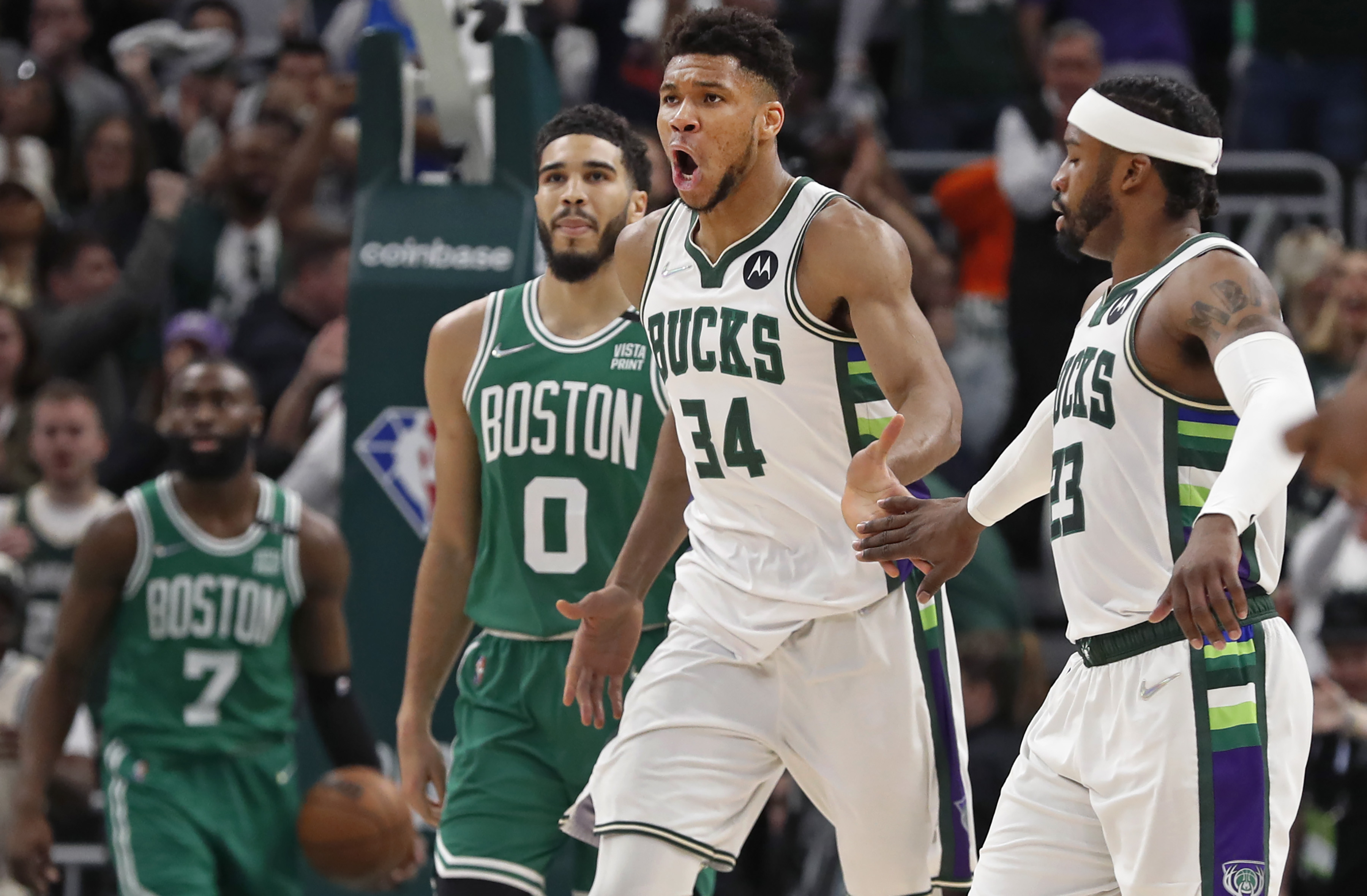 Giannis Antetokounmpo third in jersey sales, Bucks fifth as a team