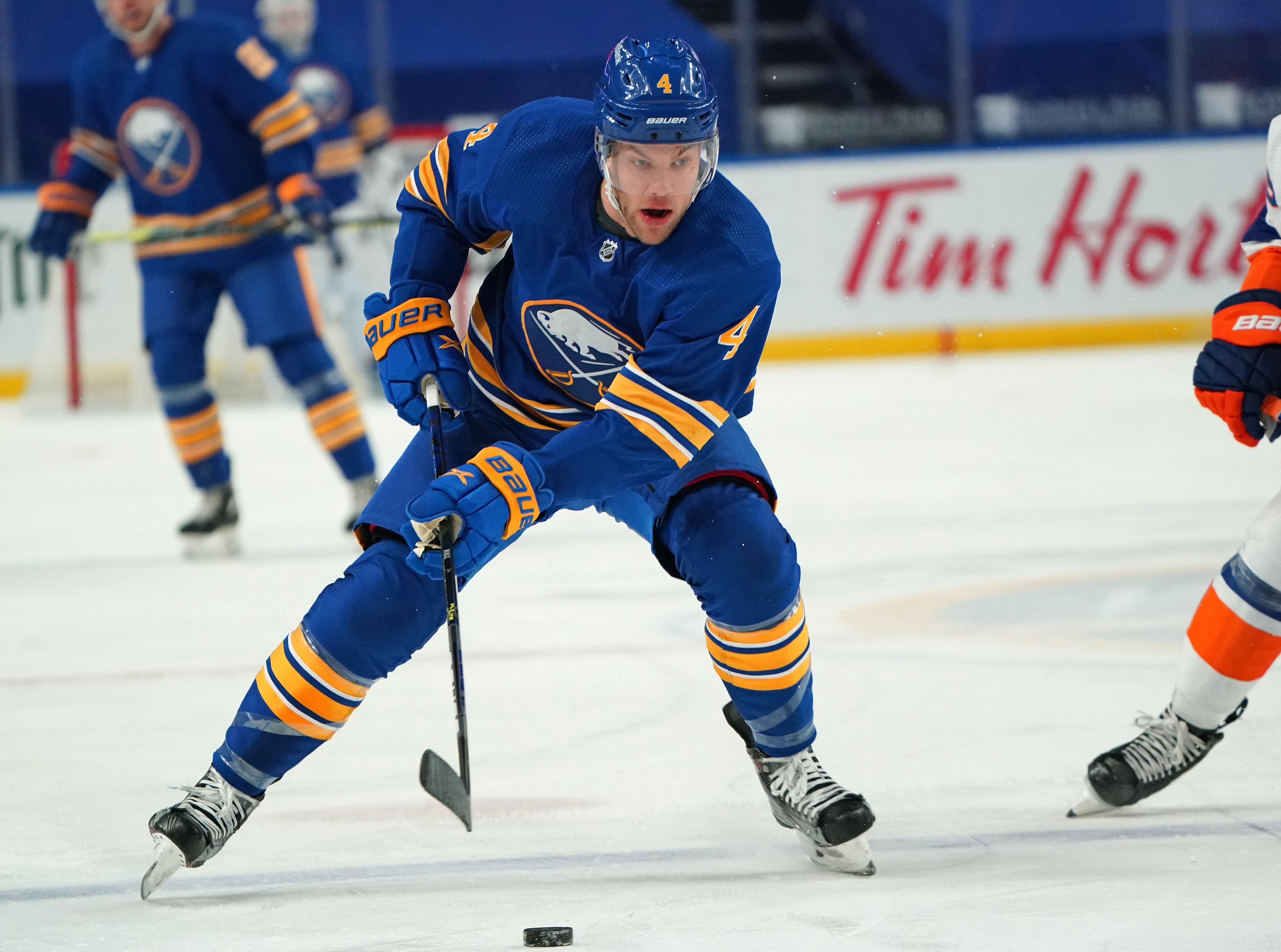 Buffalo Sabres: Taylor Hall signing a big win for Jack Eichel