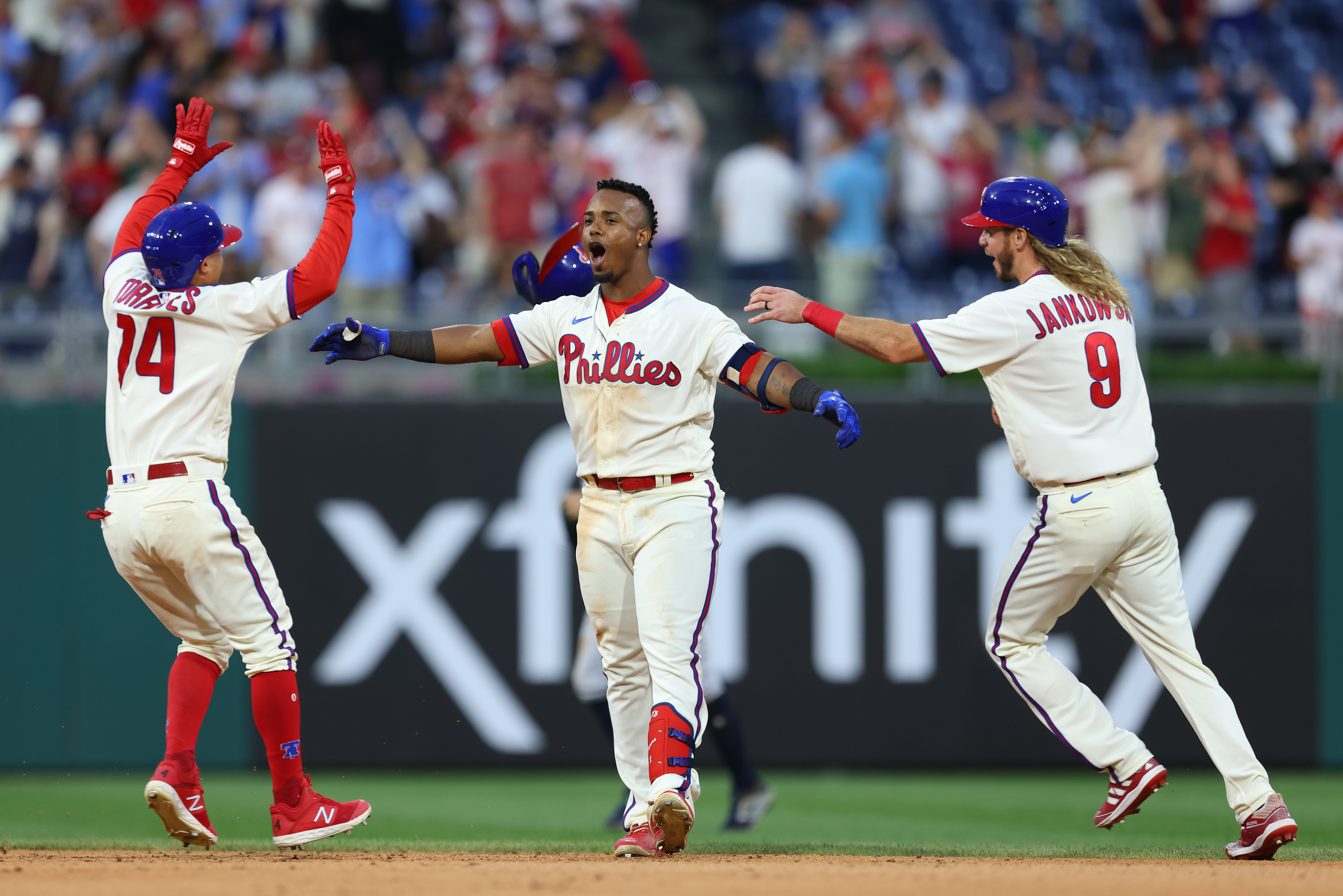 Jean Segura's single against Yankees gives Phillies third walkoff win in a  row - The Boston Globe
