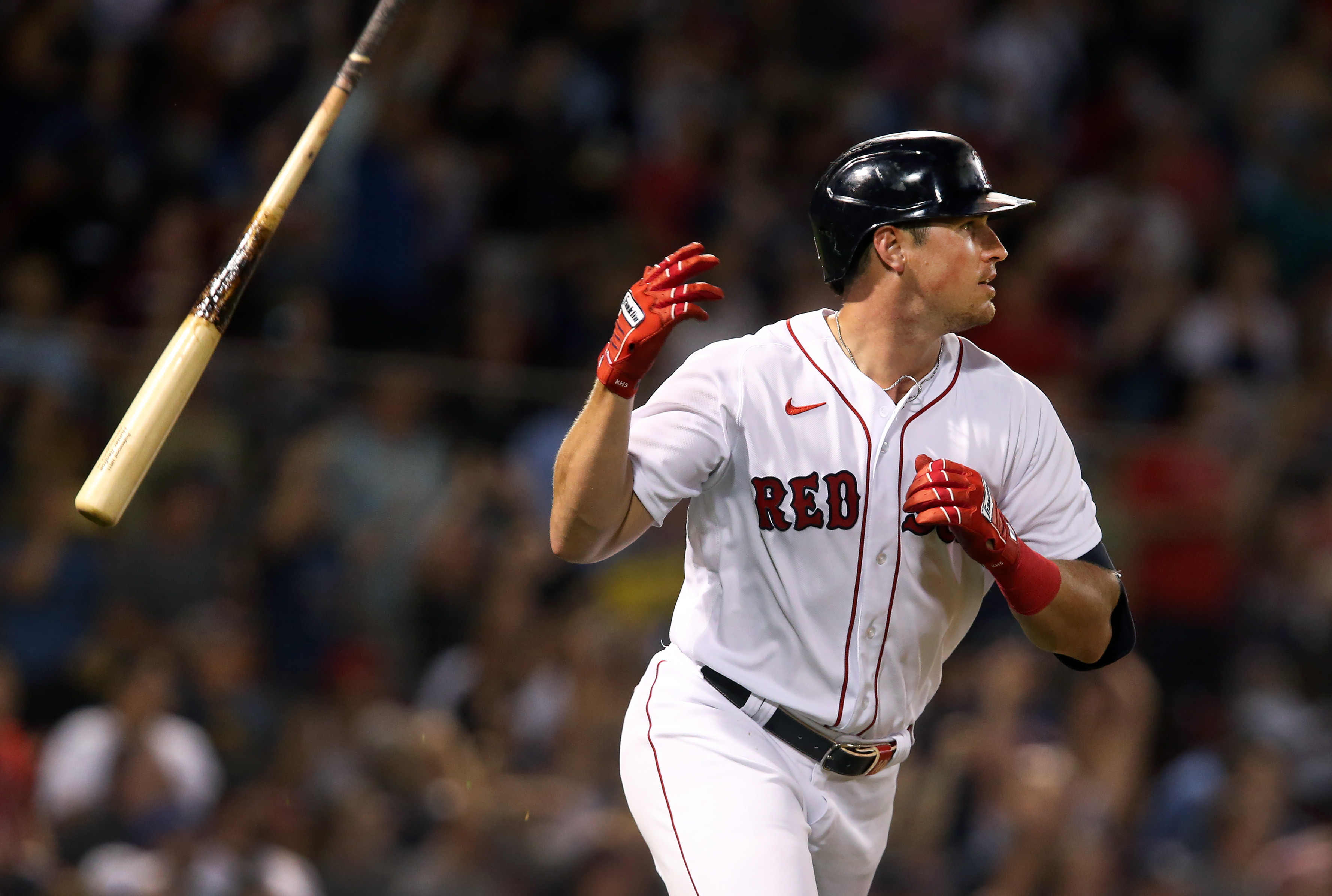 Kepler blooper helps Twins walk off Red Sox