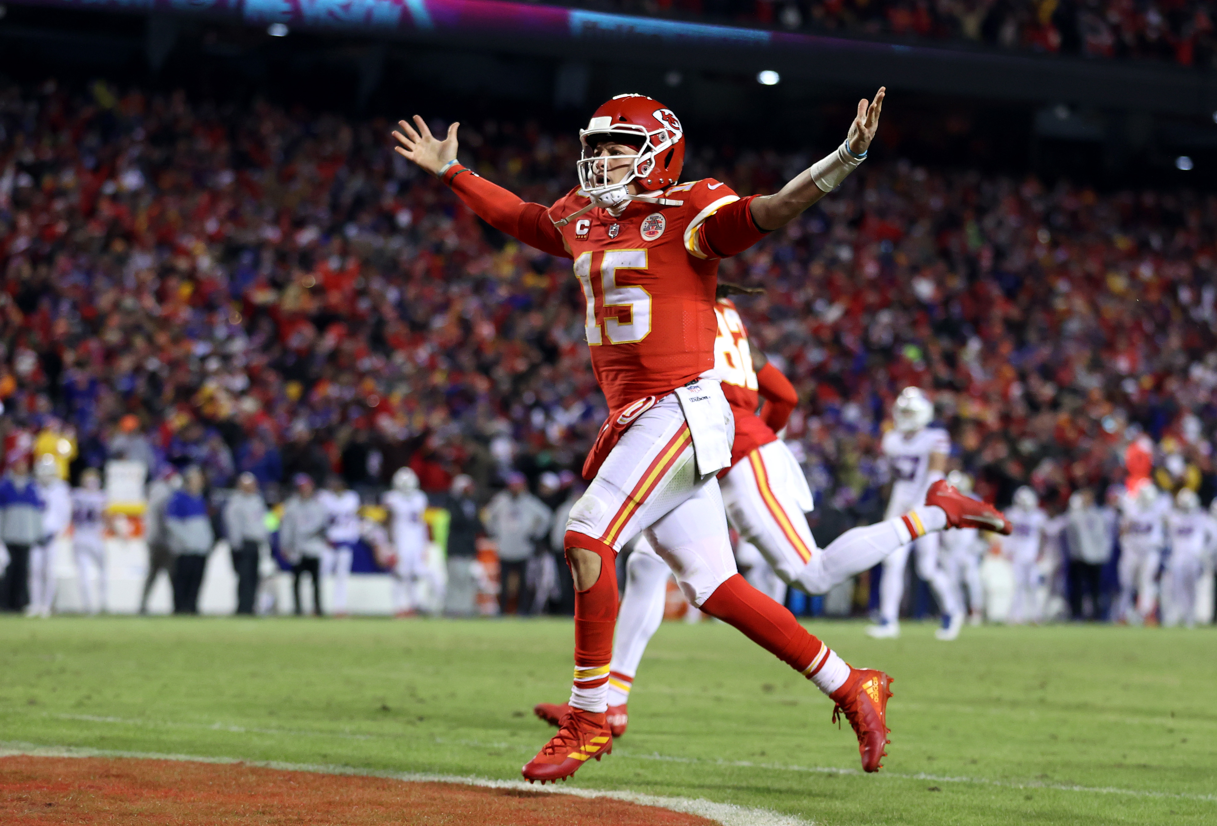 Fifty years later, Chiefs-Dolphins playoff thriller still holds