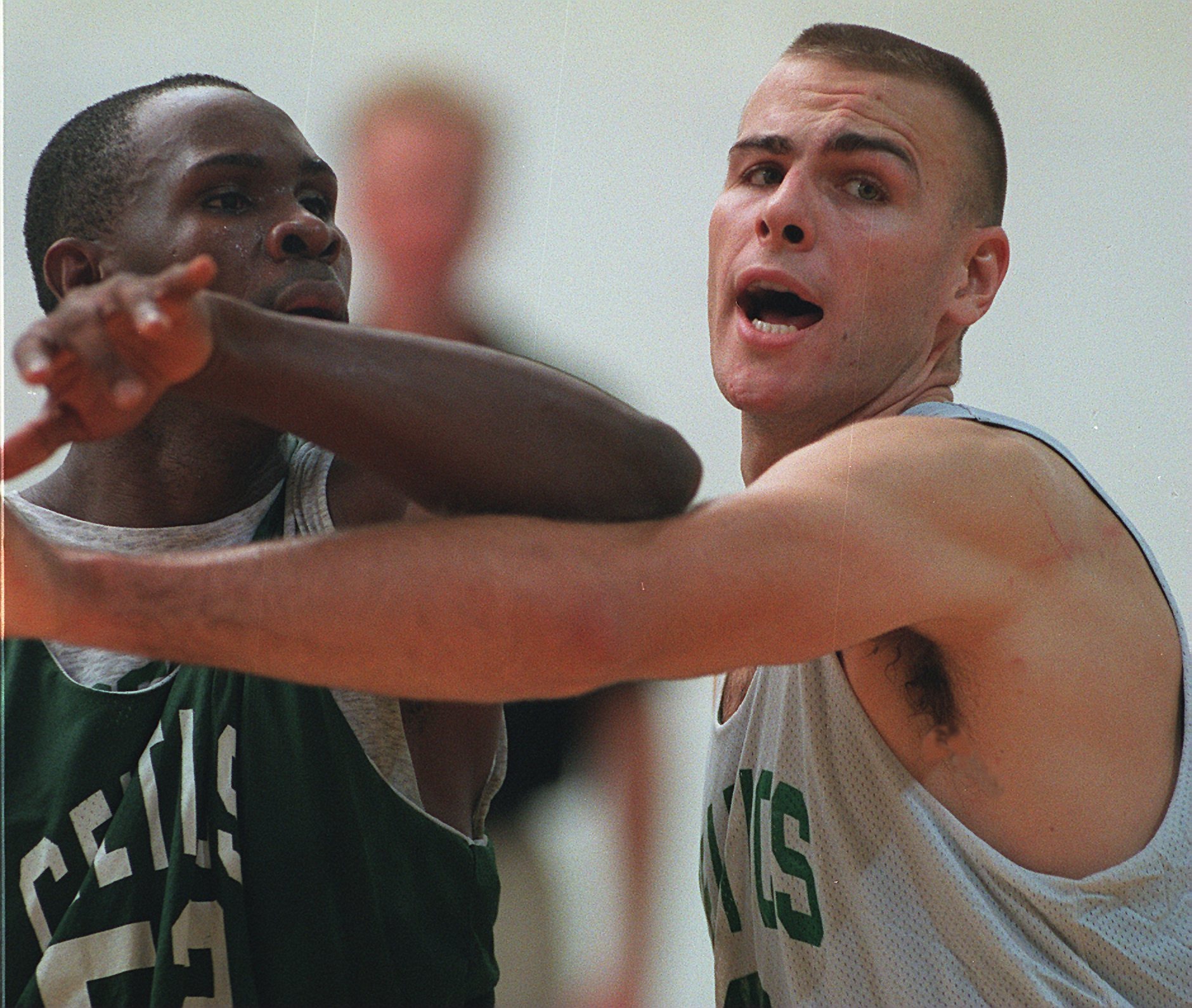 Eric Montross Vs Duque