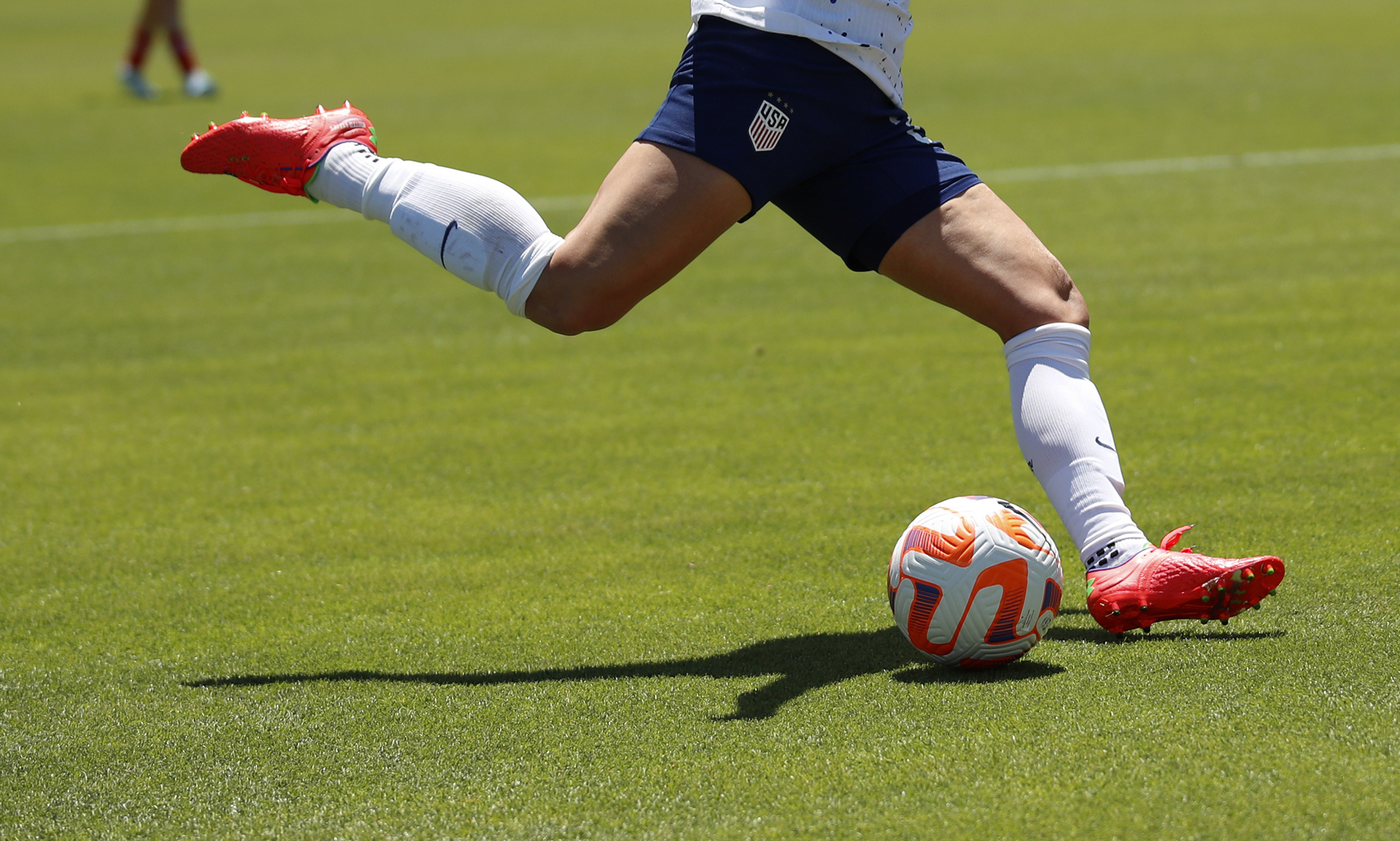 U.S. Women's National Soccer Team on X: The Bryant fam in the house today.   / X