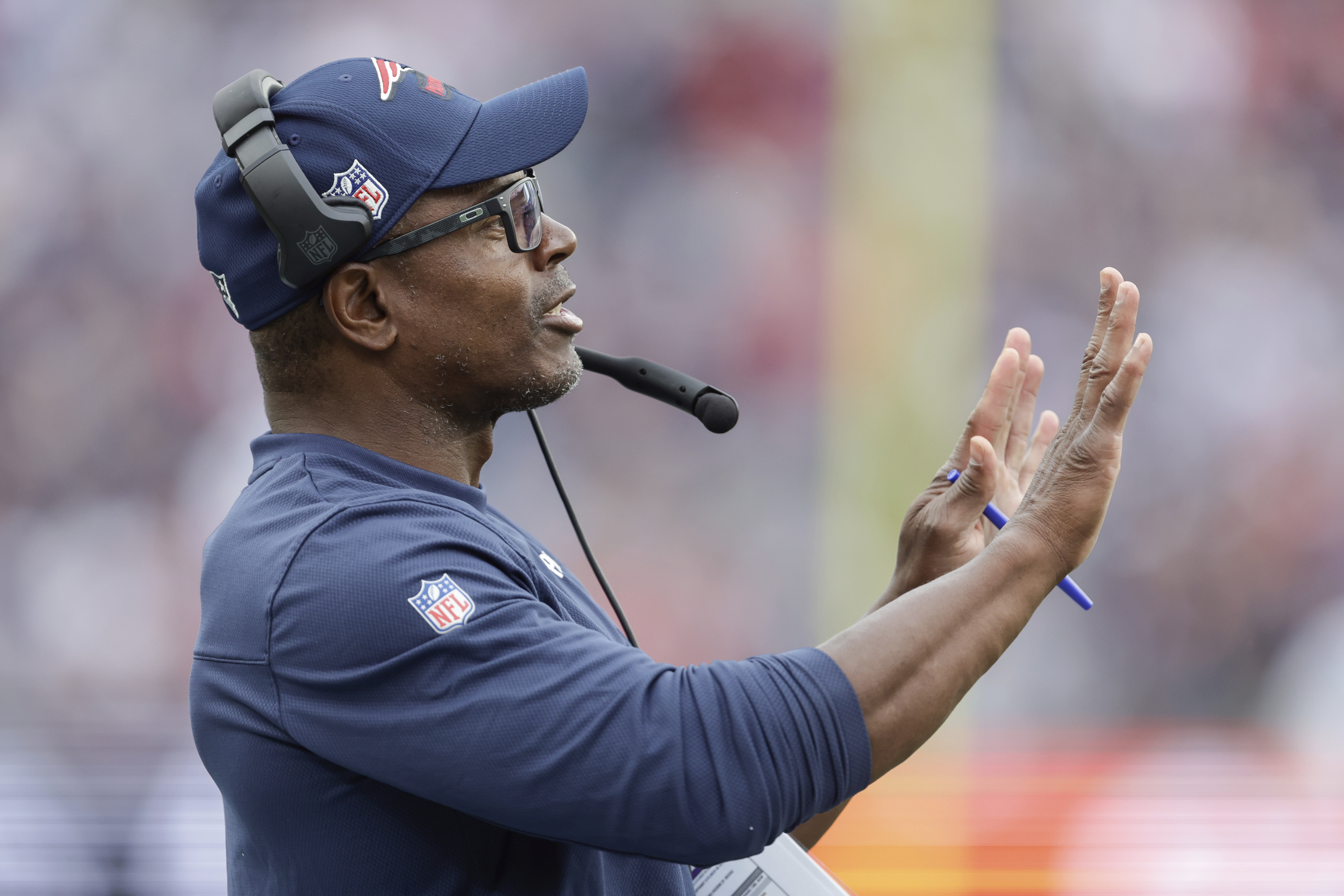 Being a head coach for the Shrine Bowl is eye-opening for Patriots assistant  Troy Brown - The Boston Globe