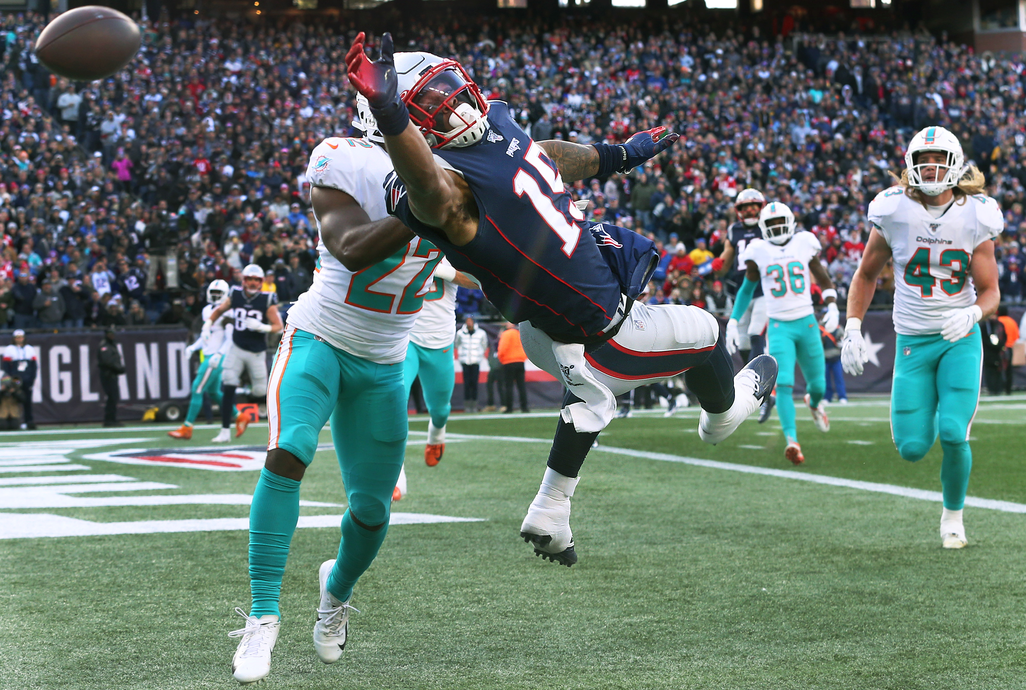 N’Keal Harry couldn’t come up with a second quarter pass in the end zone during the Patriots’ 27-24 loss to the Dolphins at Gillette Stadium on Dec. 29.