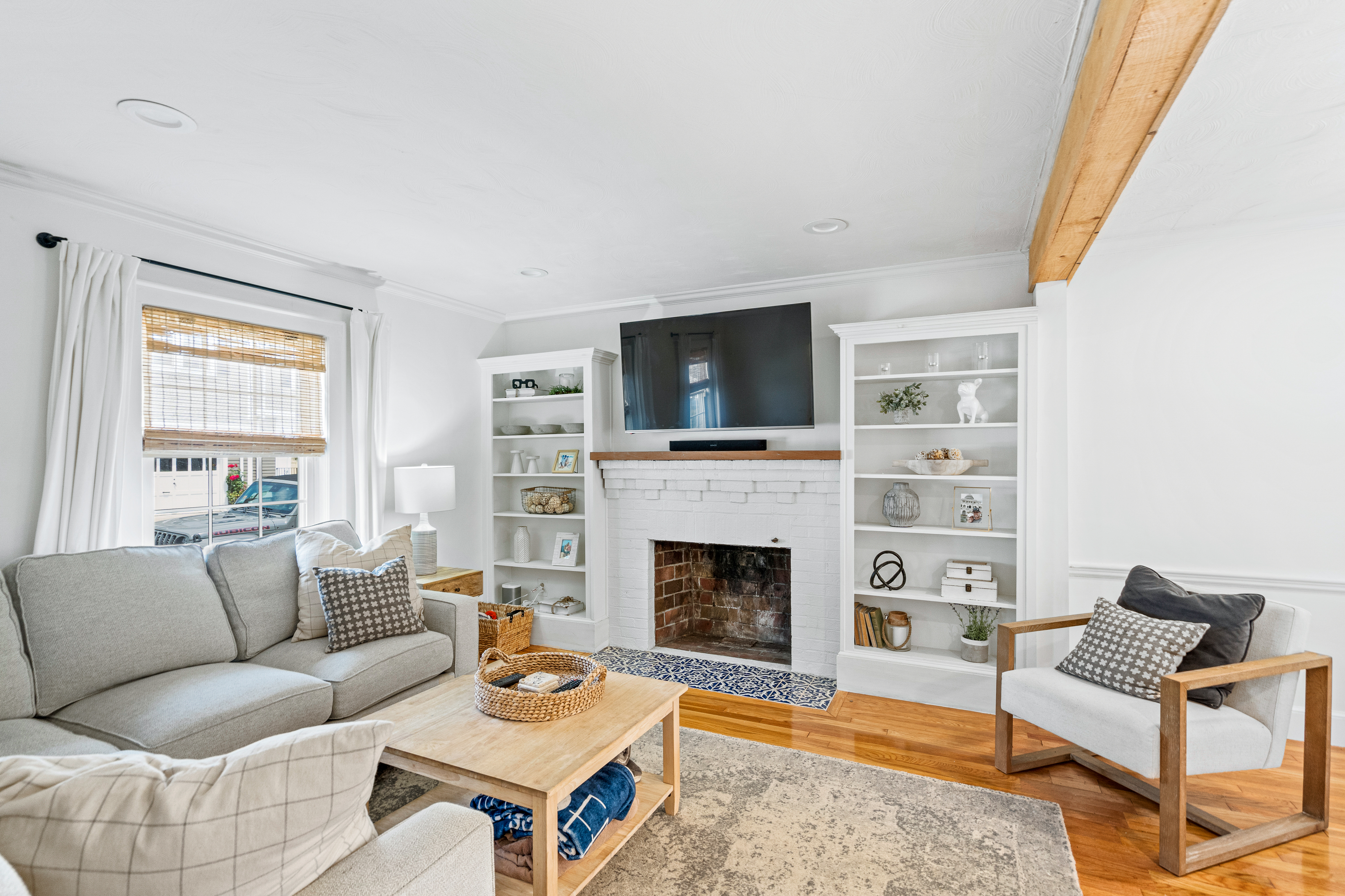 10-barna-road-boston-living-room