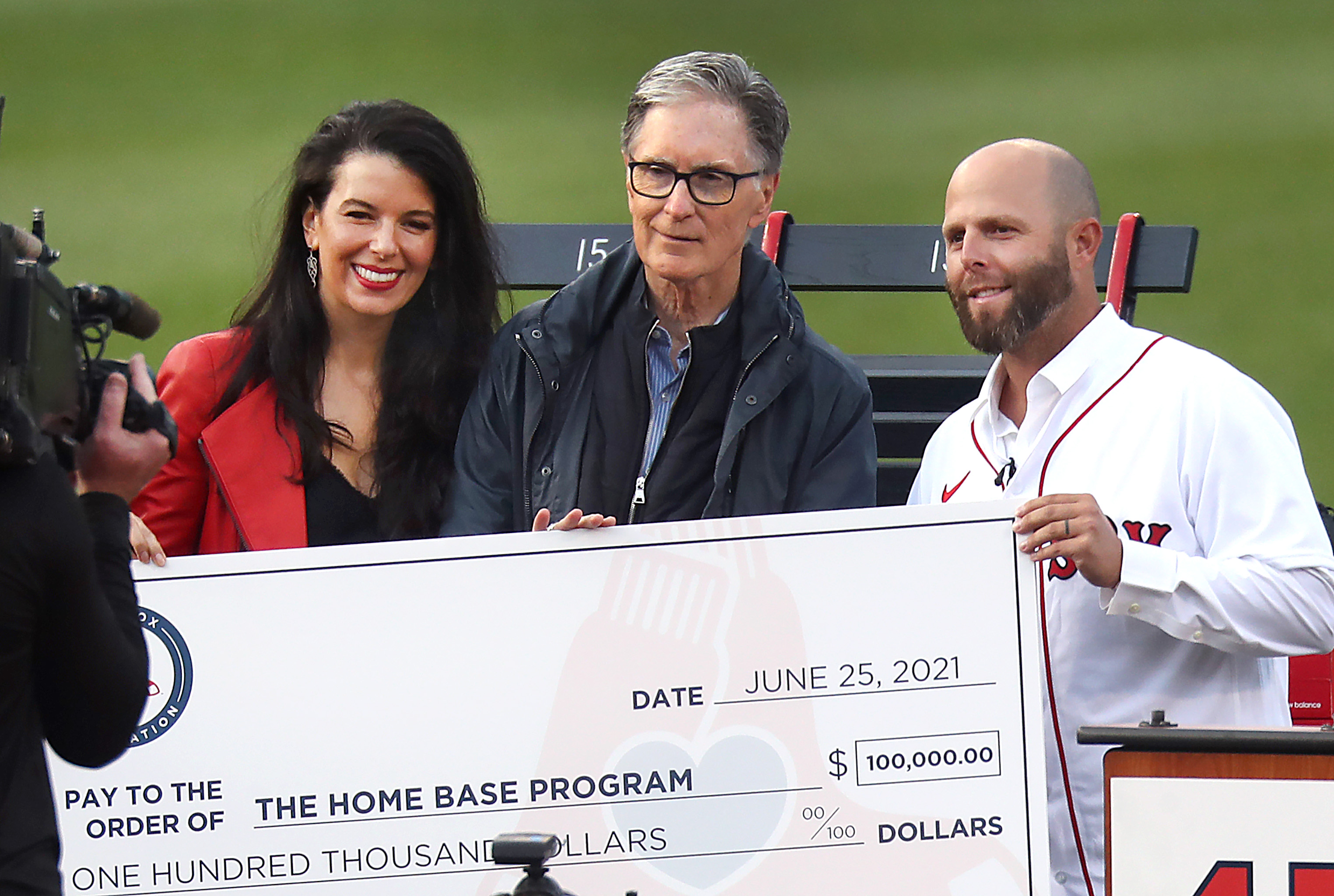 Red Sox players erect perfect Fenway Park tribute to Dustin Pedroia – NBC  Sports Boston