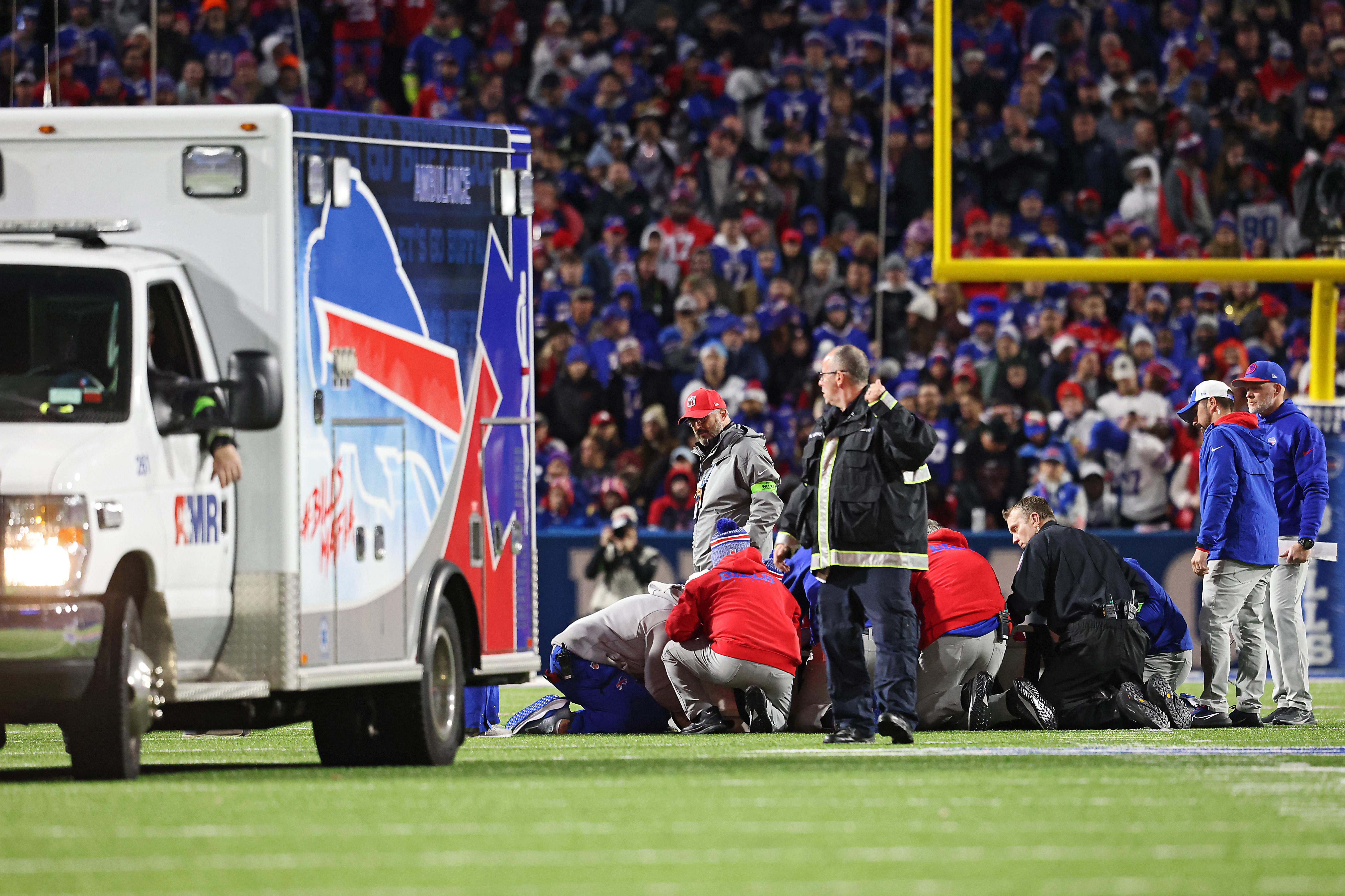 Bills running back Damien Harris released from hospital after on