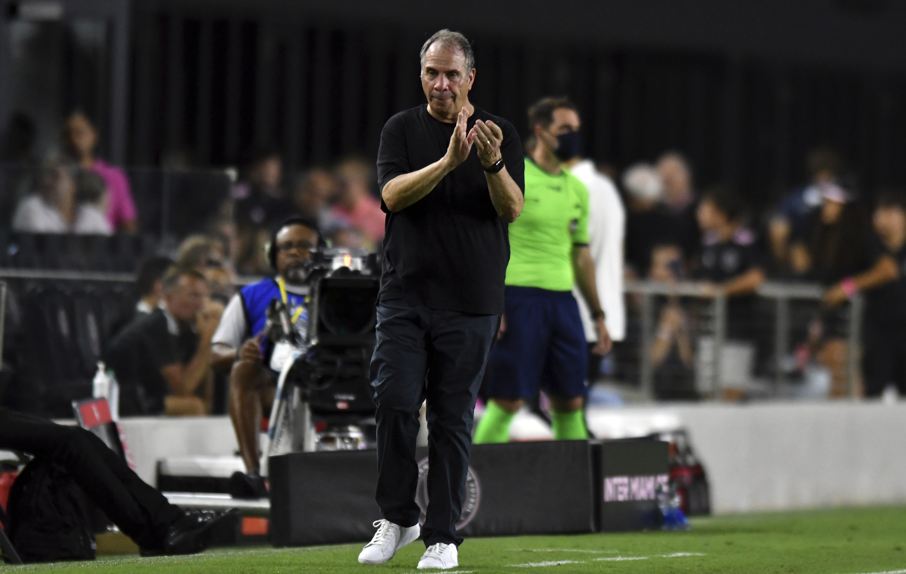 How will the rest of the season play out for Bruce Arena and his team.
