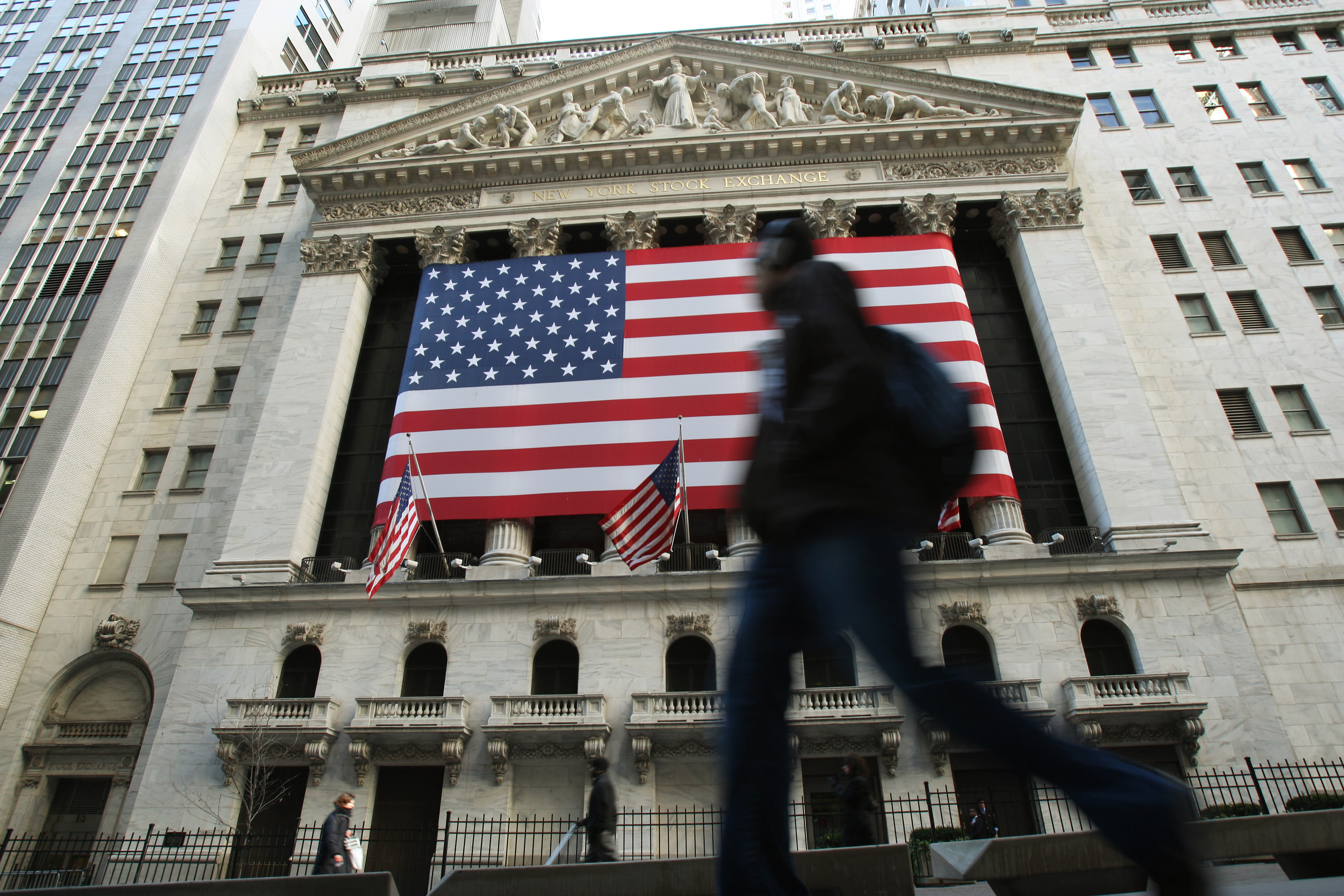 манхэттен уолл стрит. банк оф америка акции. федеральный резервный банк сша нью-йорк. здание национального банка фринка в нью-йорке. федеральный банк сша в нью йорке.