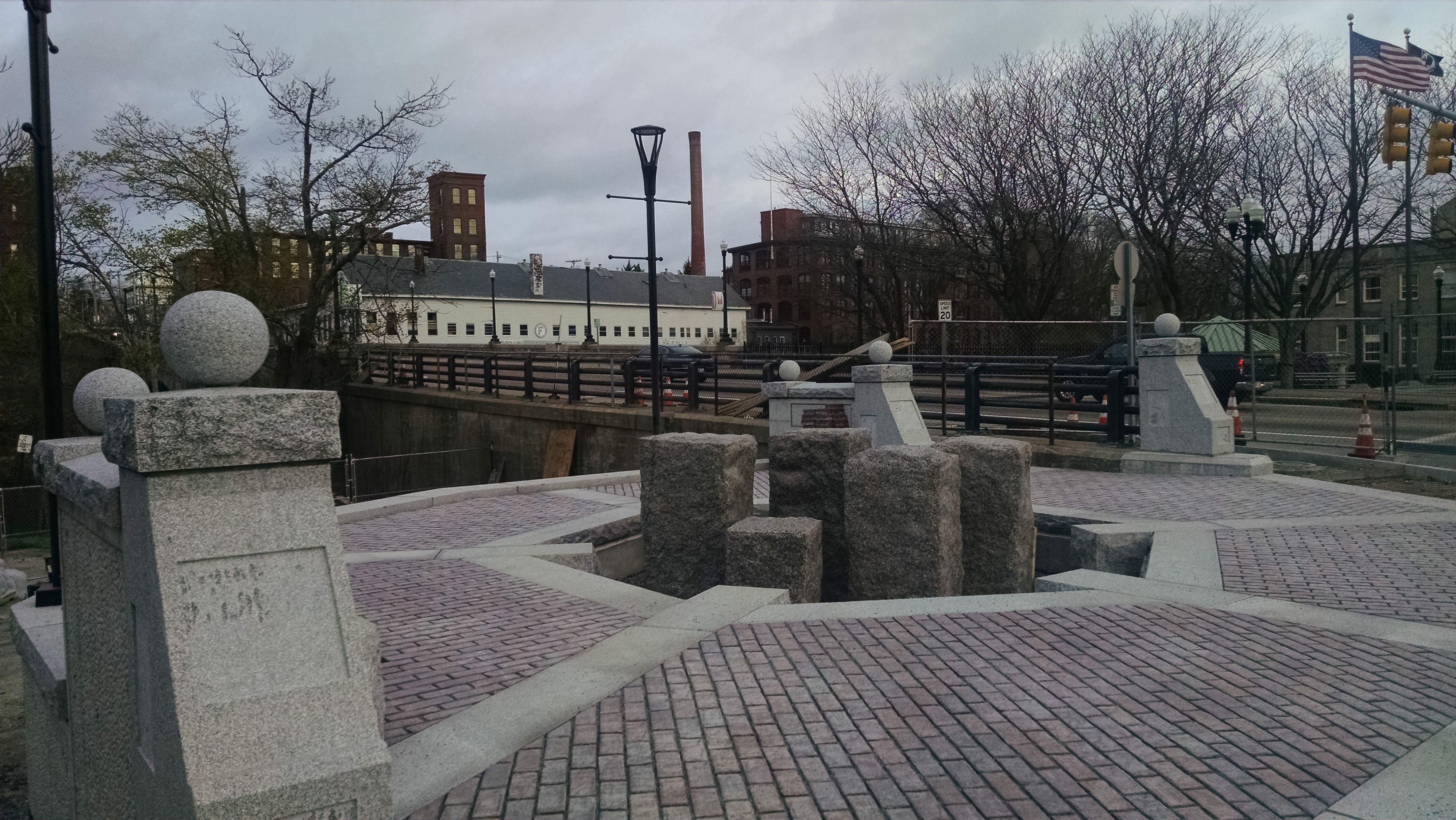 Does a monument tell the whole story? In Pawtucket, R.I., they’re
