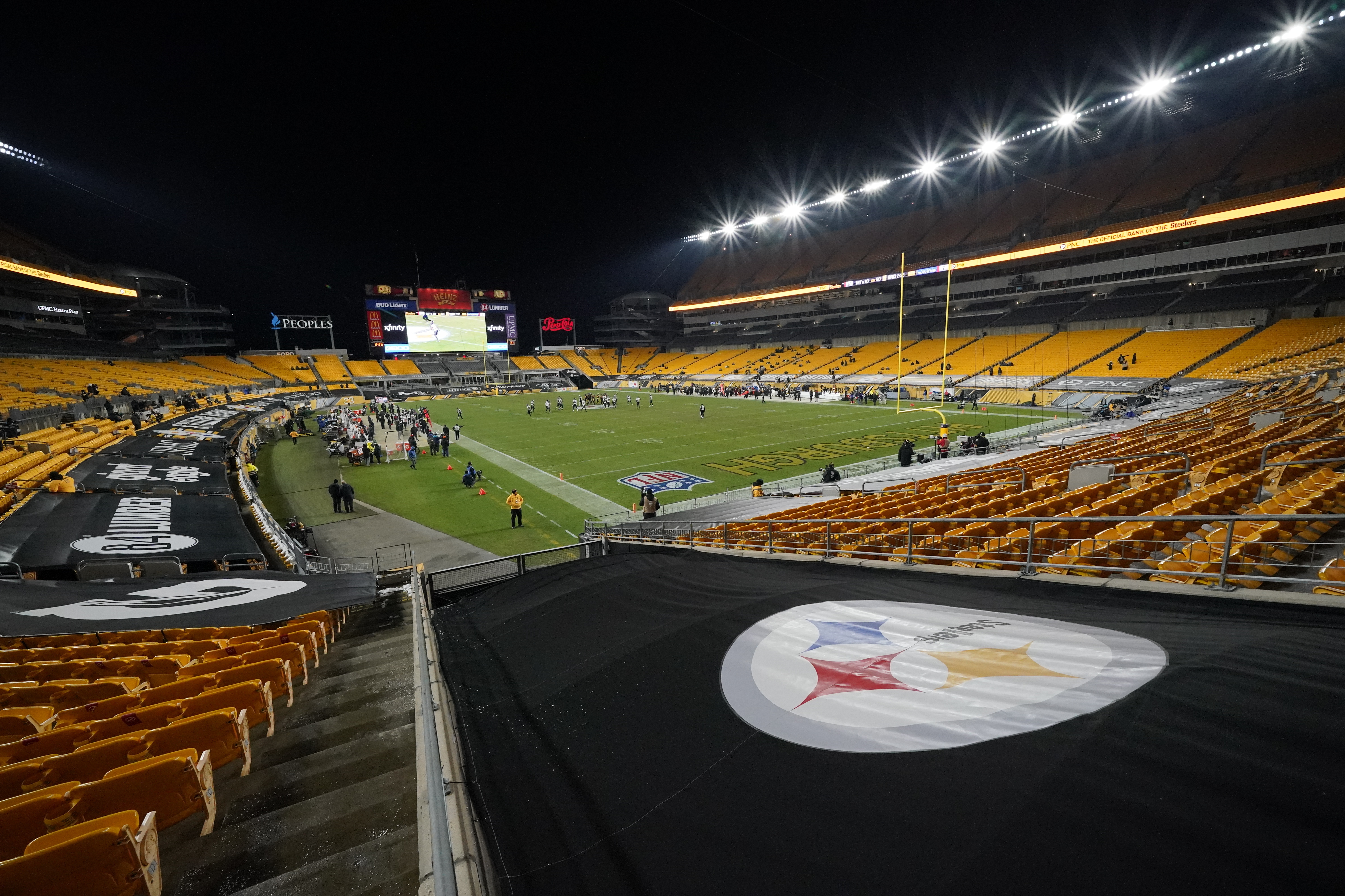 Heinz Field in Pittsburgh has not allowed fans all season, but the Steelers are still 6-1 at home.