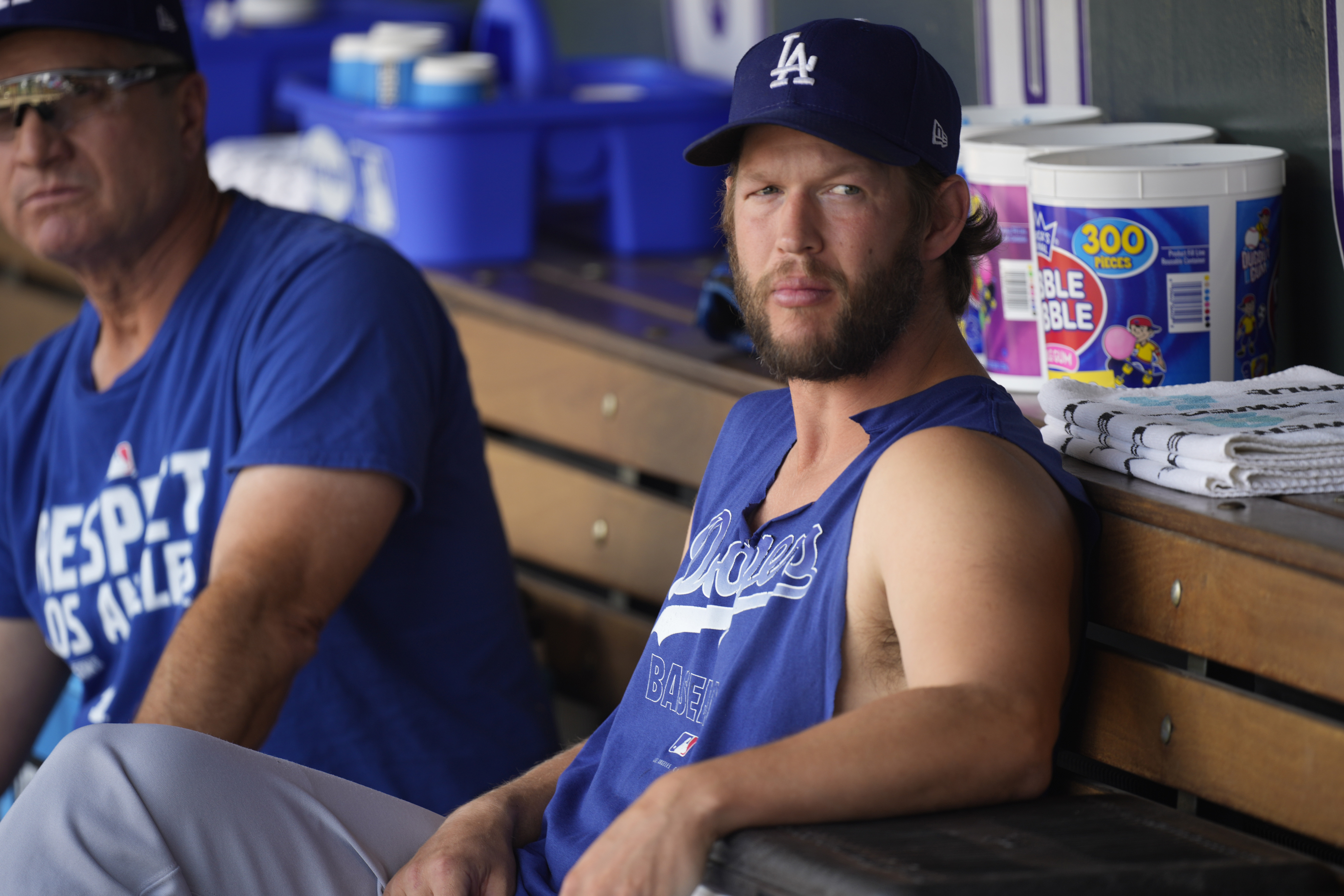 Dodgers won't have Clayton Kershaw back until September due to elbow  soreness - The Boston Globe