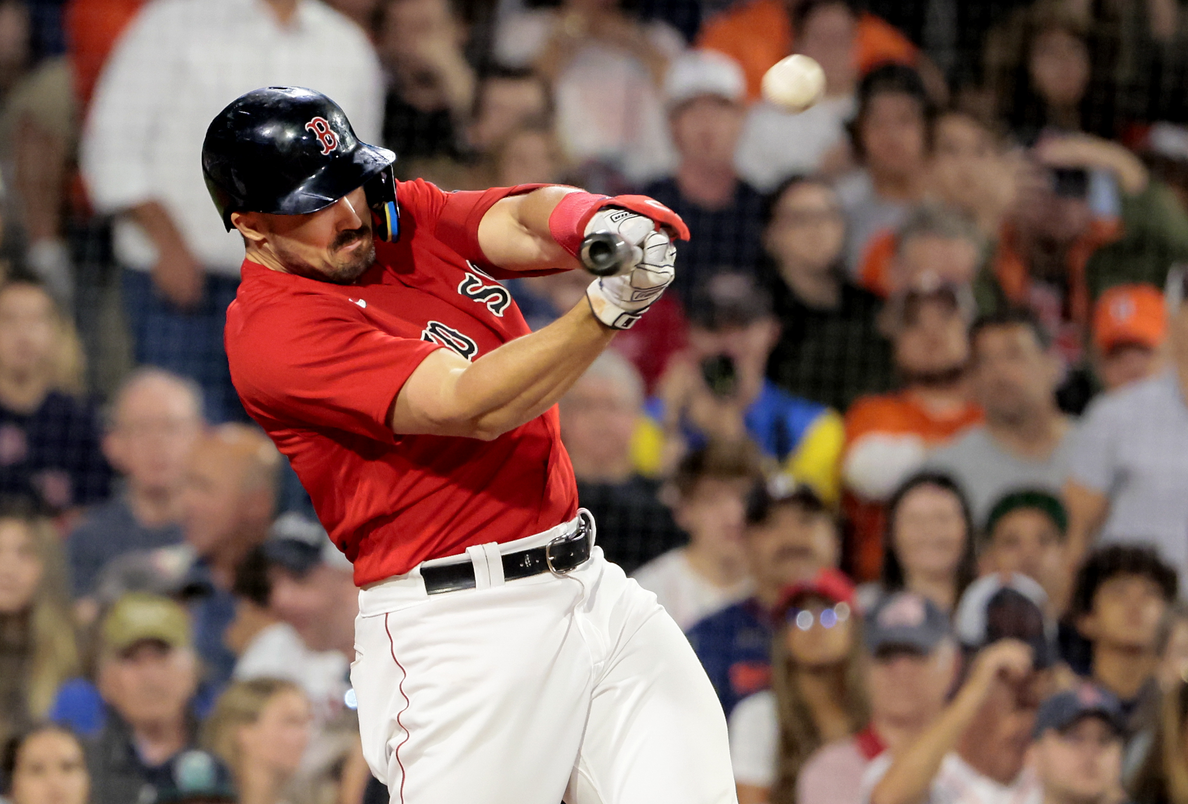 Red Sox Notebook: Adam Duvall ready for 'unique' challenge of