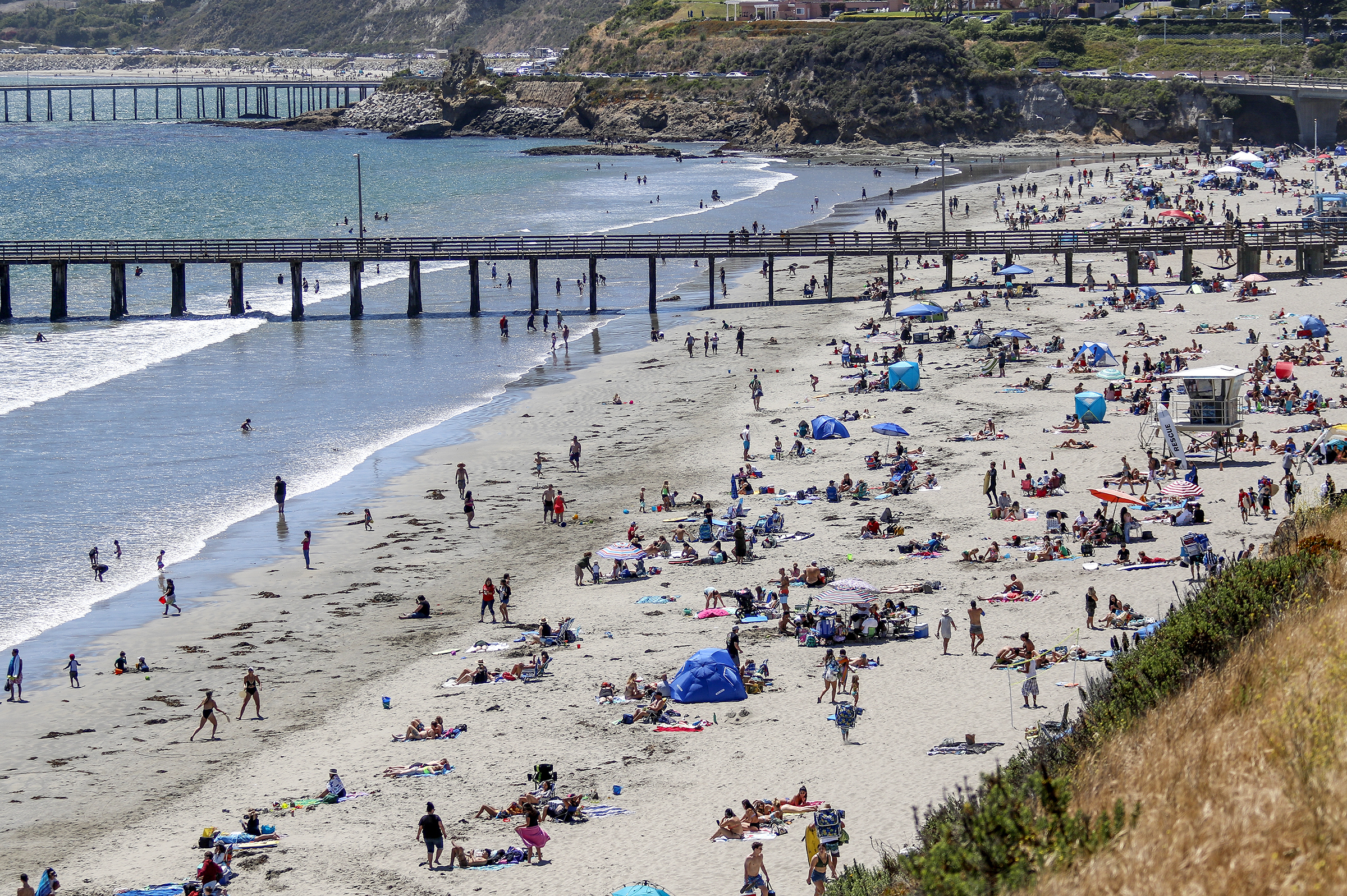 A view of Avila Beach from the cliffs in Pismo Beach, Calif.