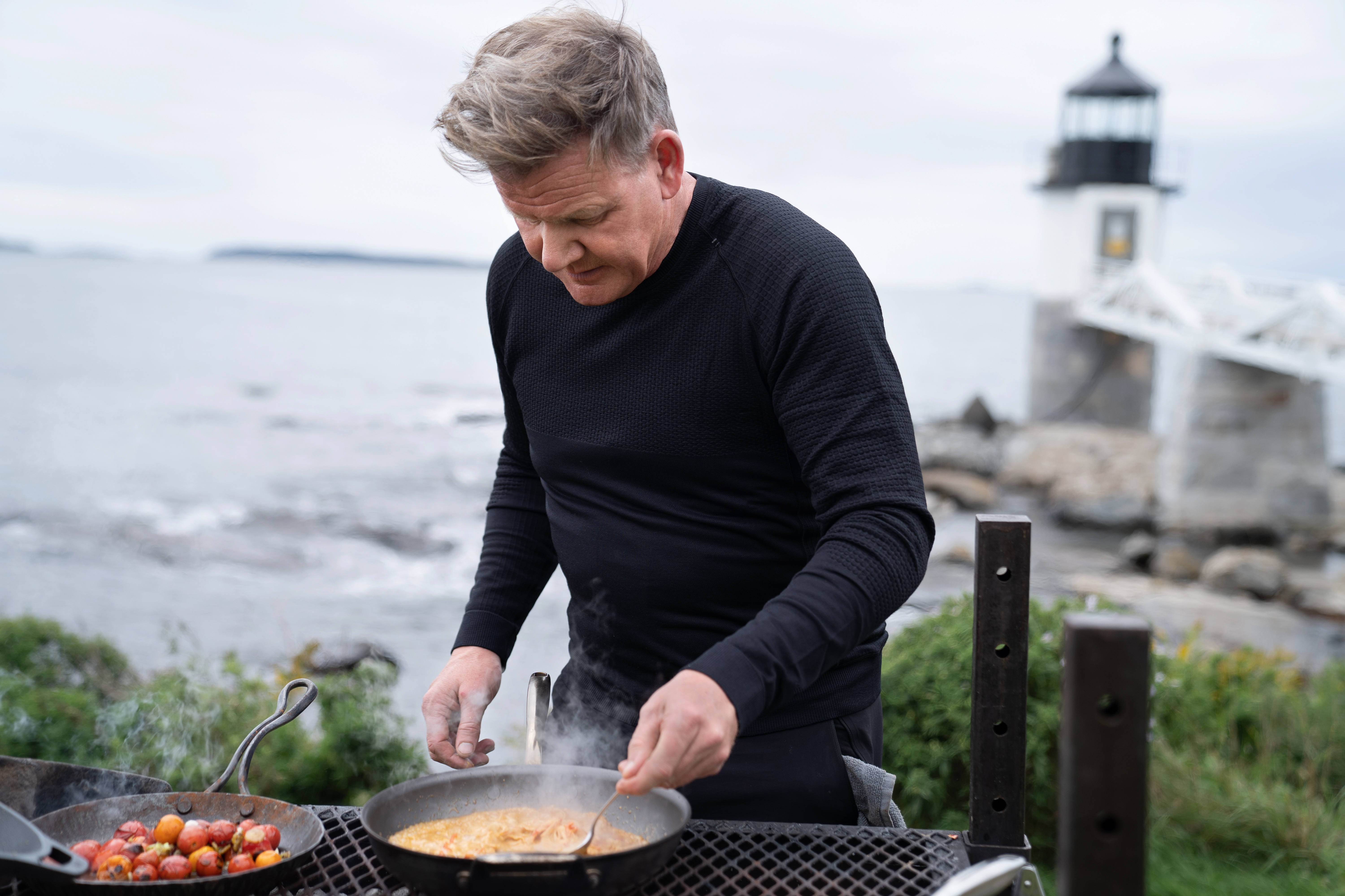 Gordon Ramsay Explains About Cookware Pans