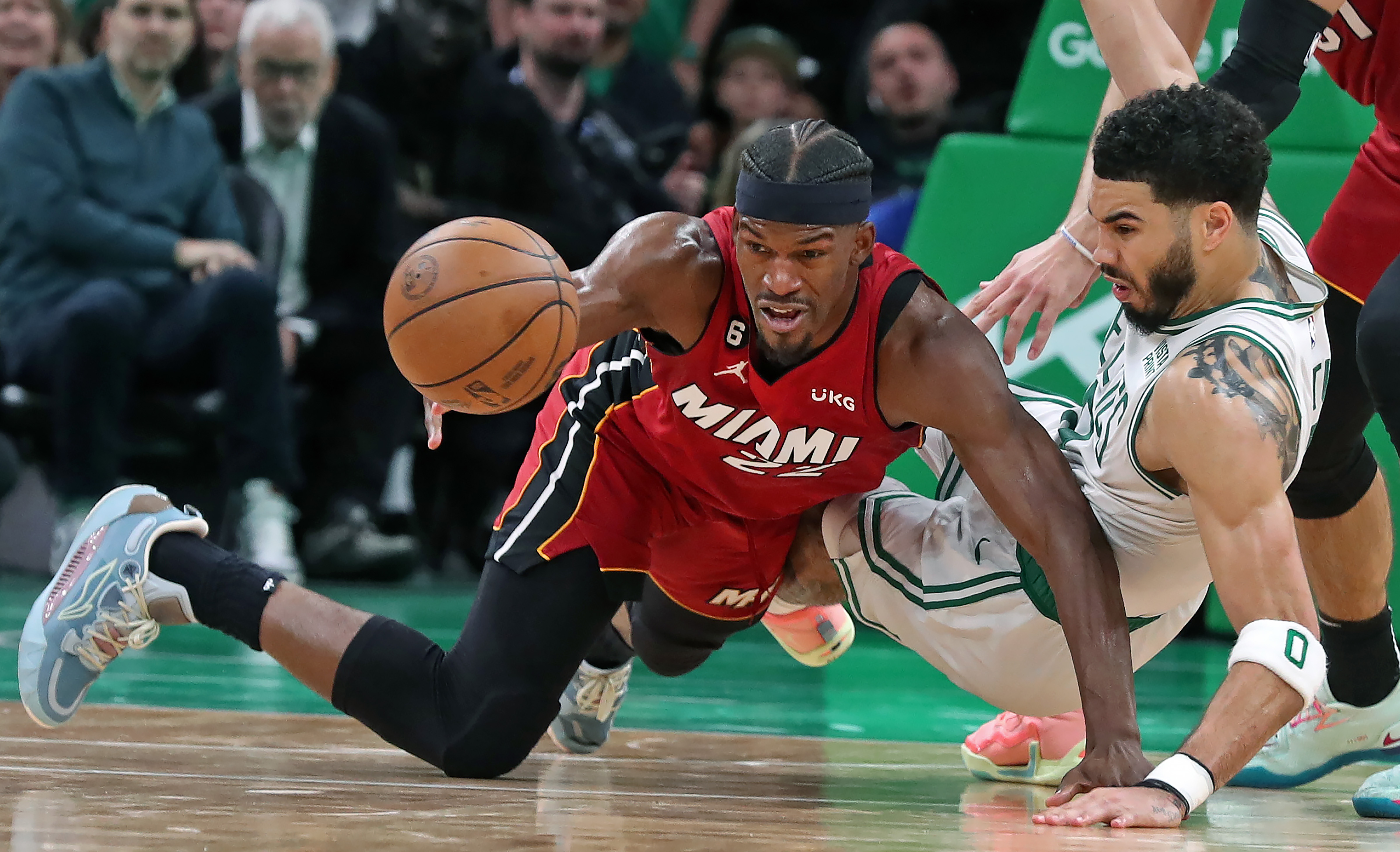 NBA playoffs: Celtics fold Game 2 under mounting Heat pressure, and 'it's  definitely mental
