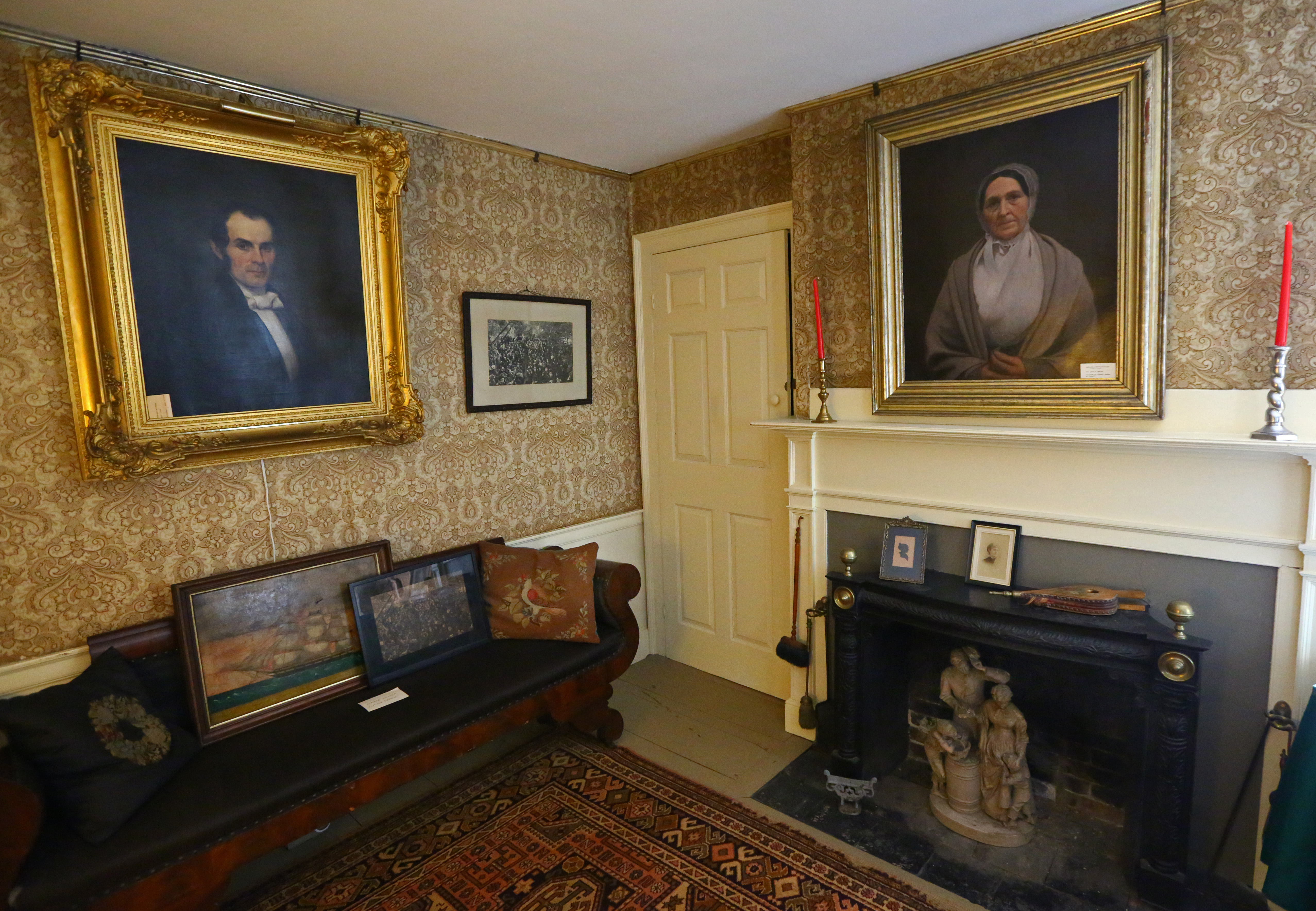 Inside the parlor are portraits of John Greenleaf Whittier and his mother, Abigail Hussey Whittier.