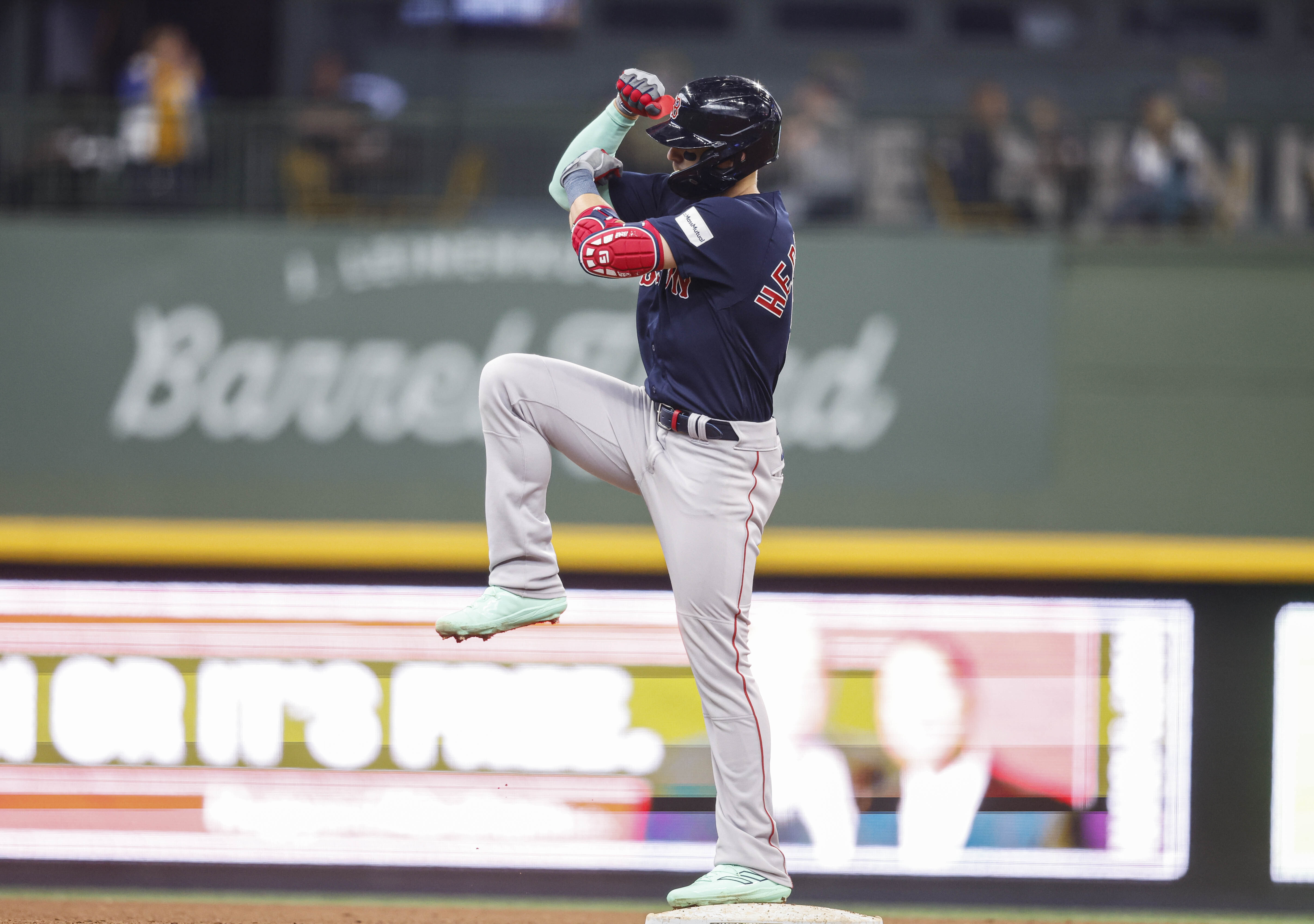 Yoshida homers twice in 8th as Red Sox beat Brewers 12-5